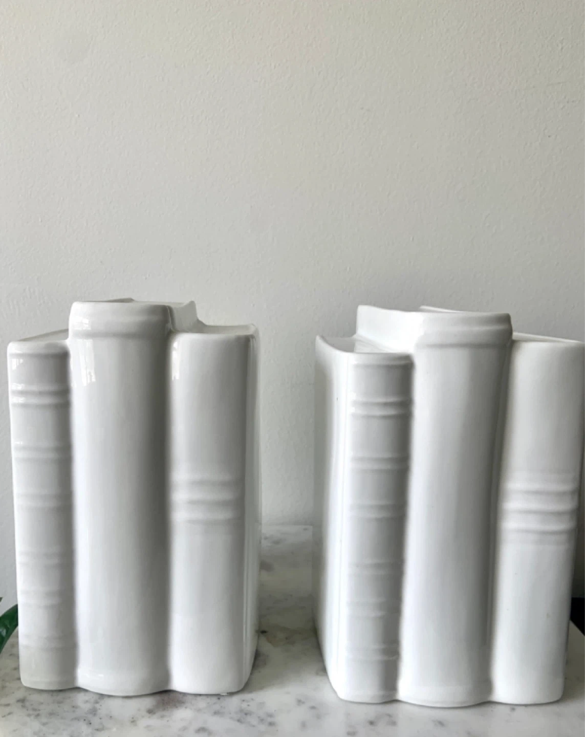 Bookend Ceramic Set - White