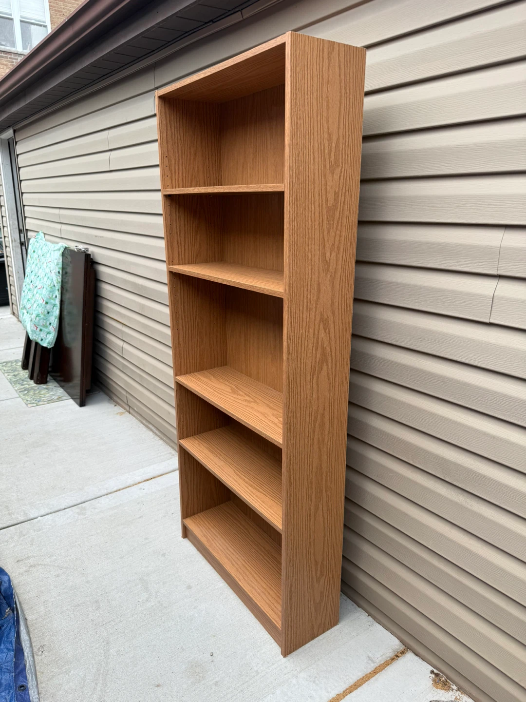 Oak Finish 5-Shelf Bookcase - photo 2