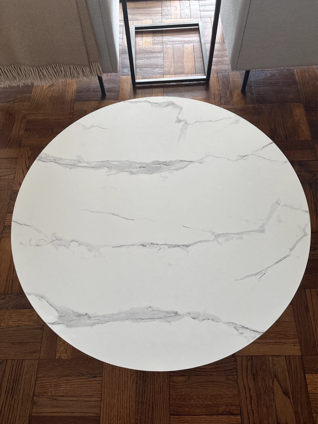 Round Faux Marble Top Coffee Table with Glass Shelf - photo 4
