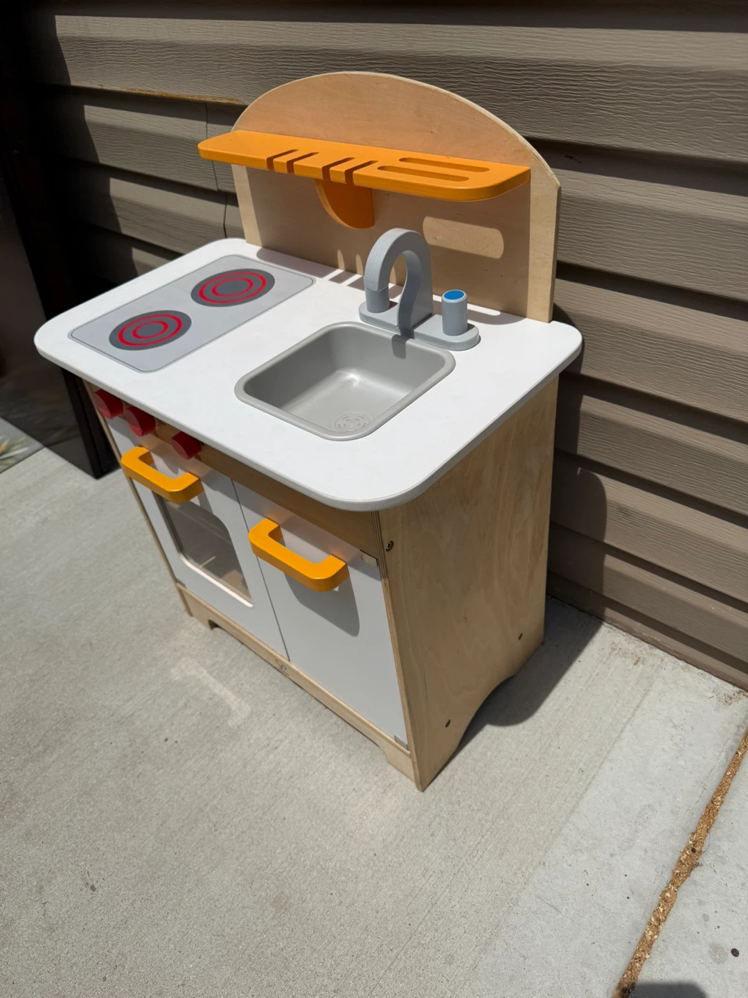 Hape Wooden Play Kitchen - photo 3
