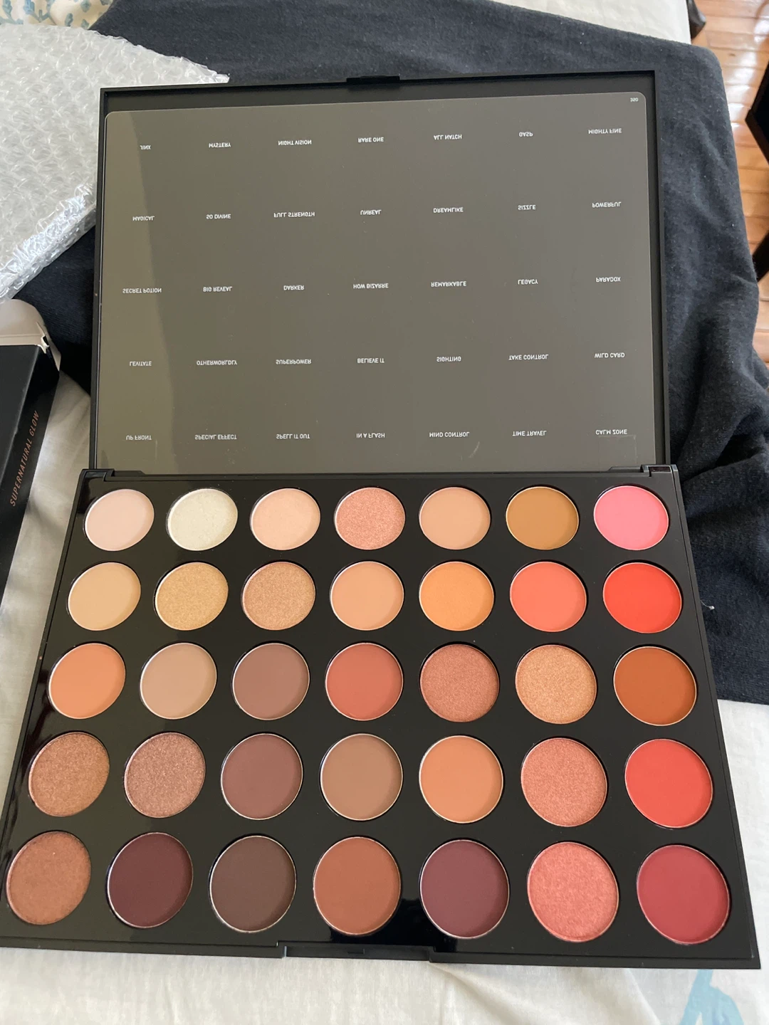 35 shade makeup palette. NIB