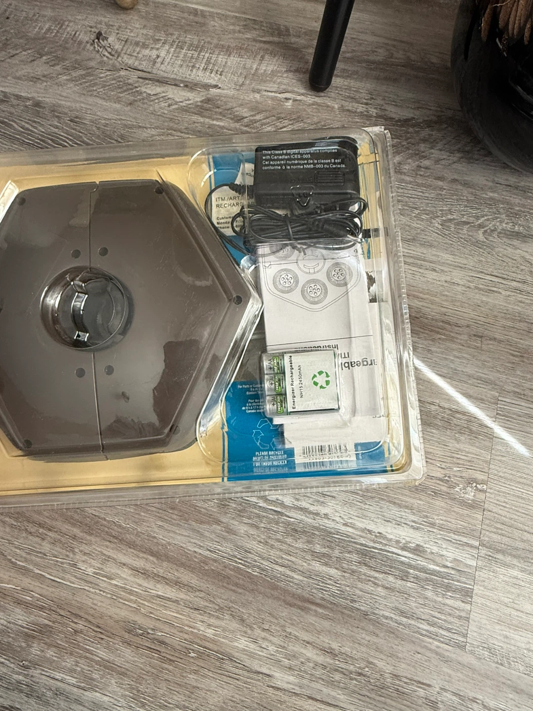 Rechargeable LED Umbrella Light - photo 3