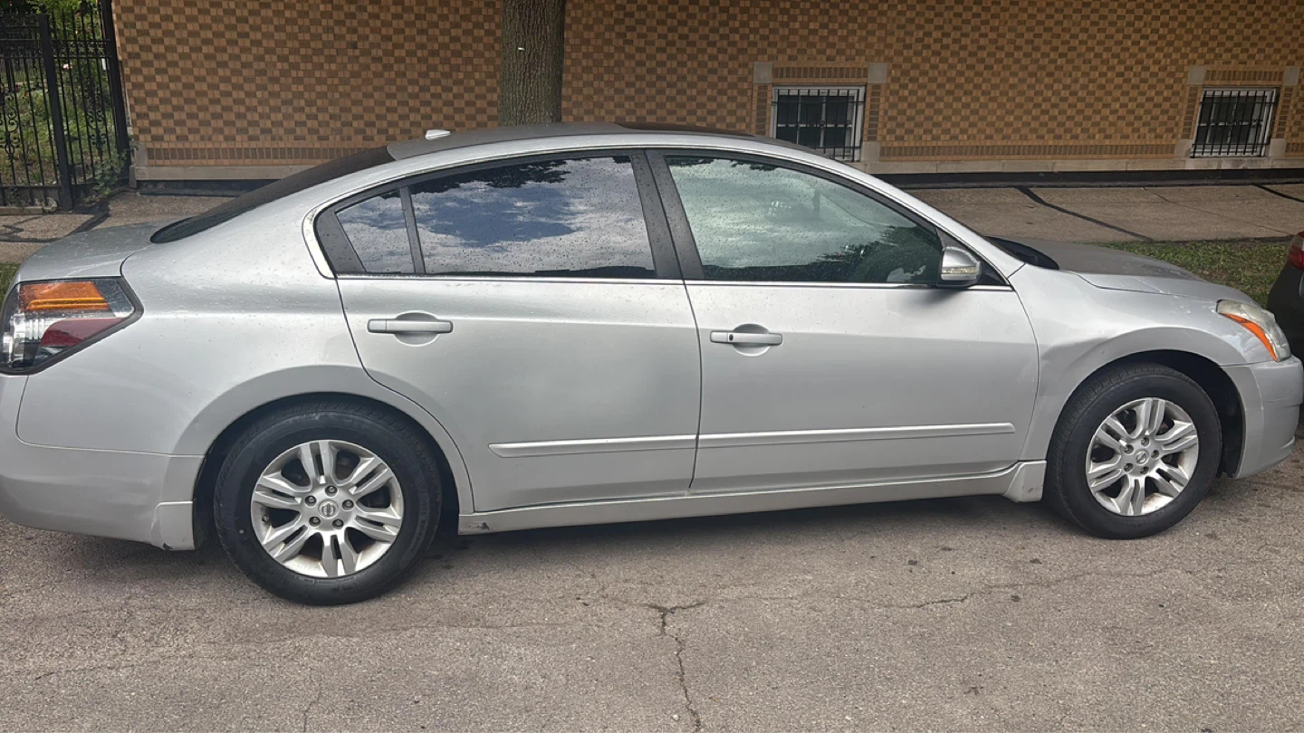 Silver Nissan Altima Sedan