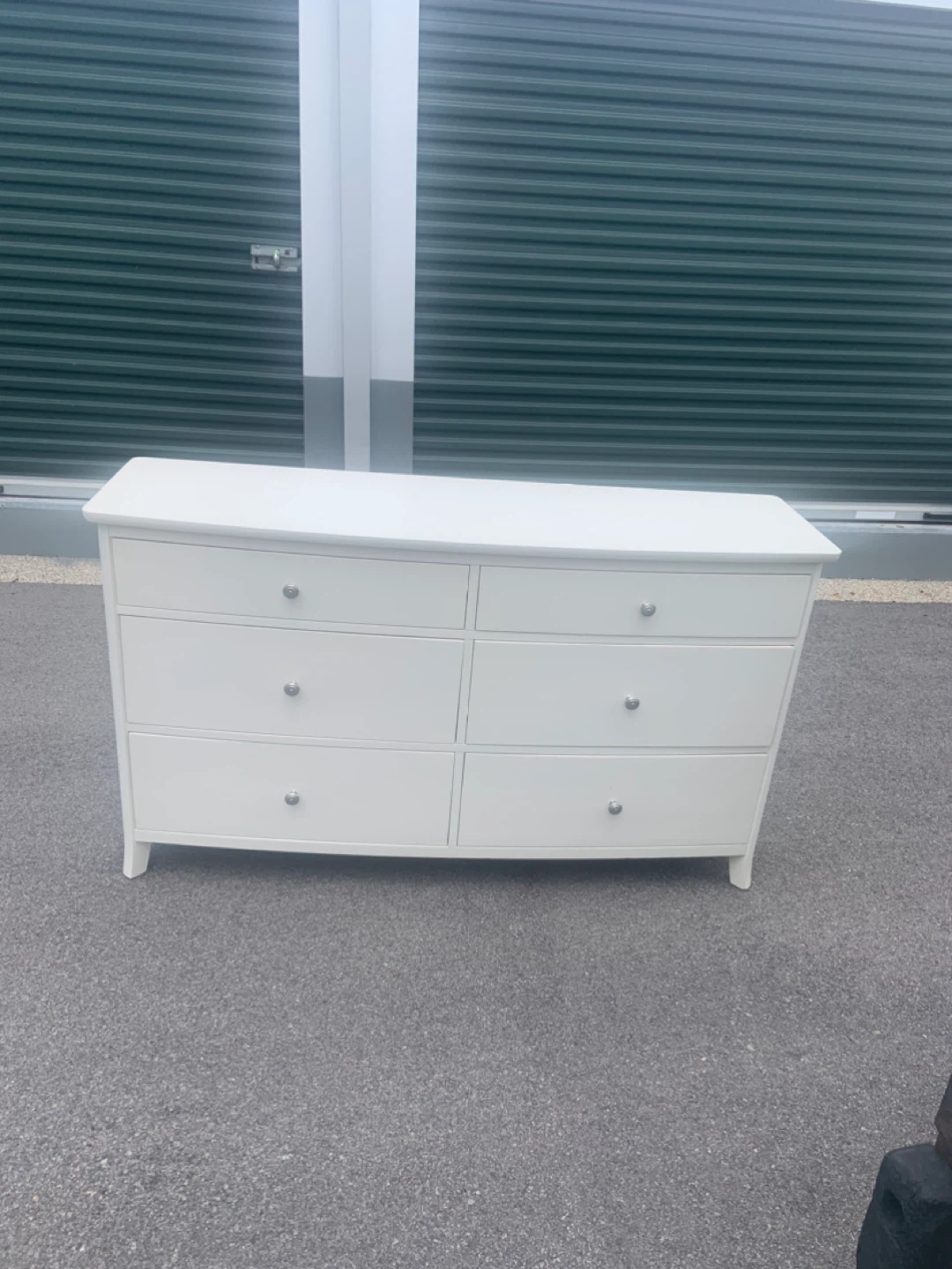 White 6-Drawer Dresser
