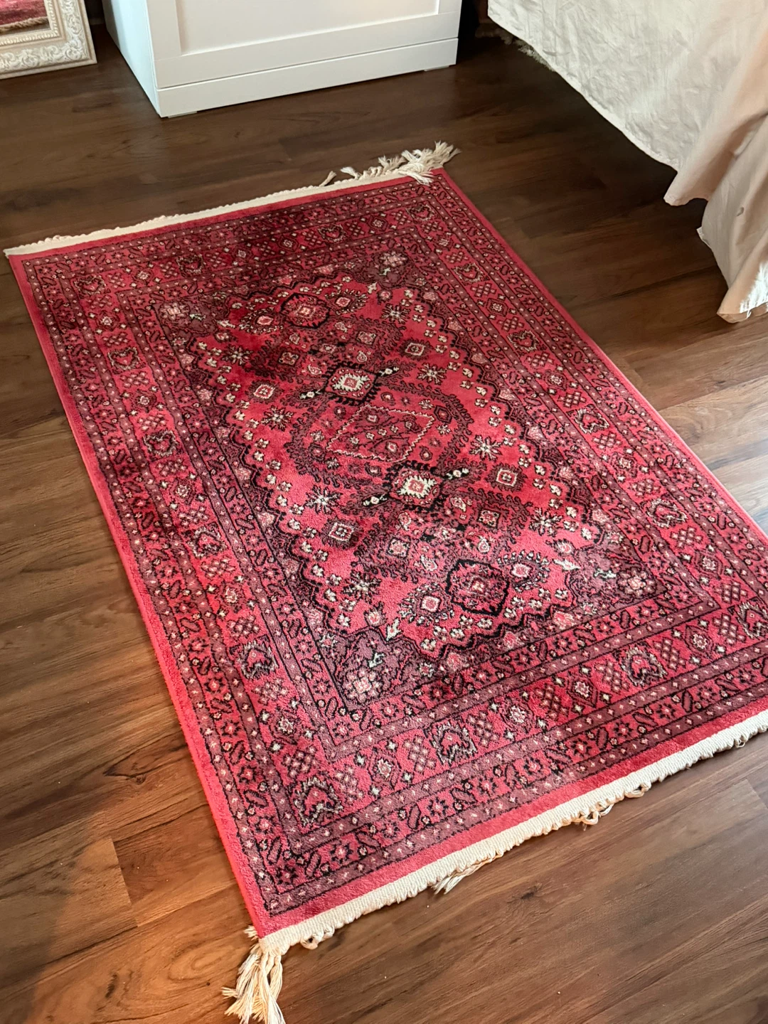 Crown Collection 3'3" x 4'6" Red Viscose Rug