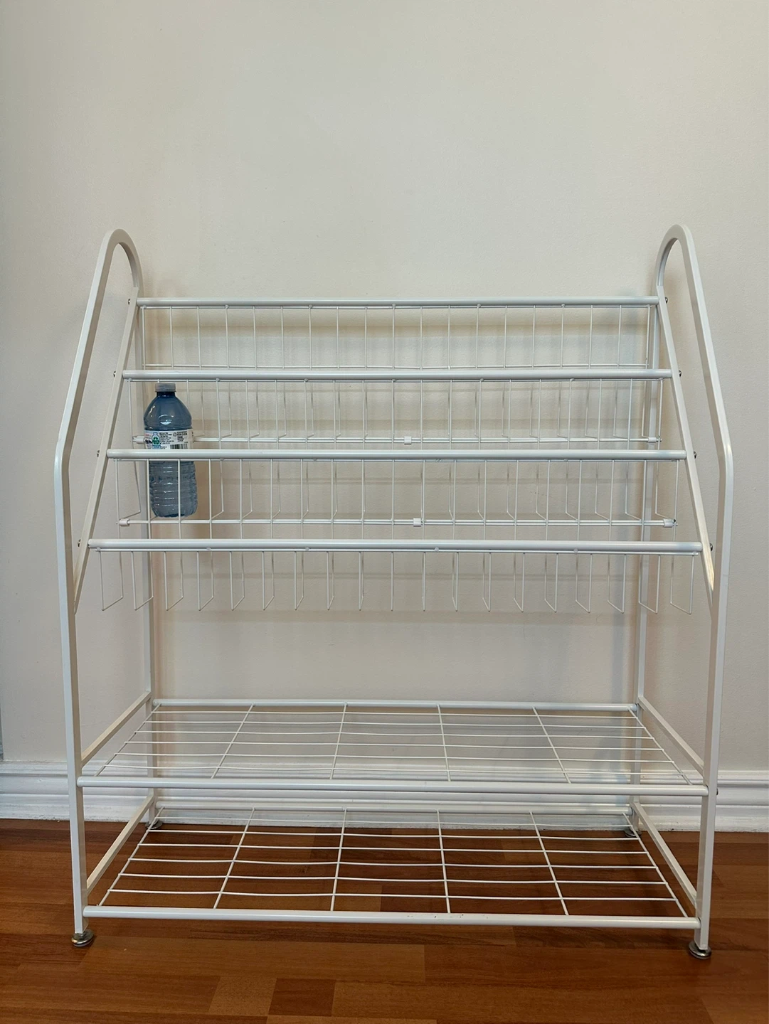 White Metal Bookshelf / Display Stand