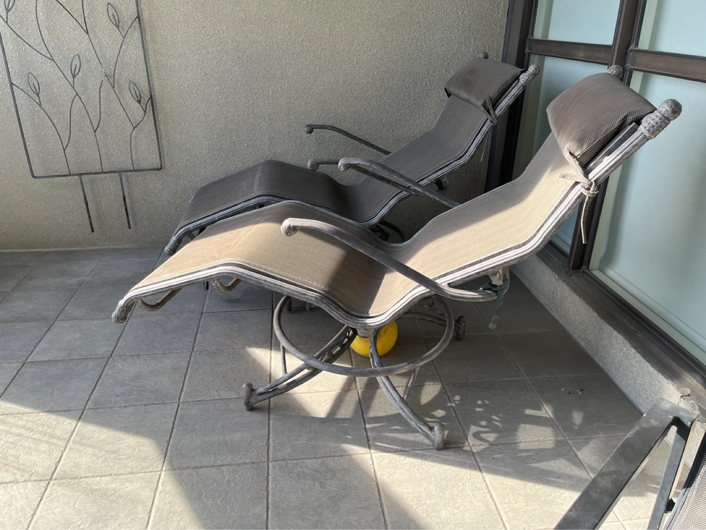 Rotating patio loungers (currently pending) - photo 4