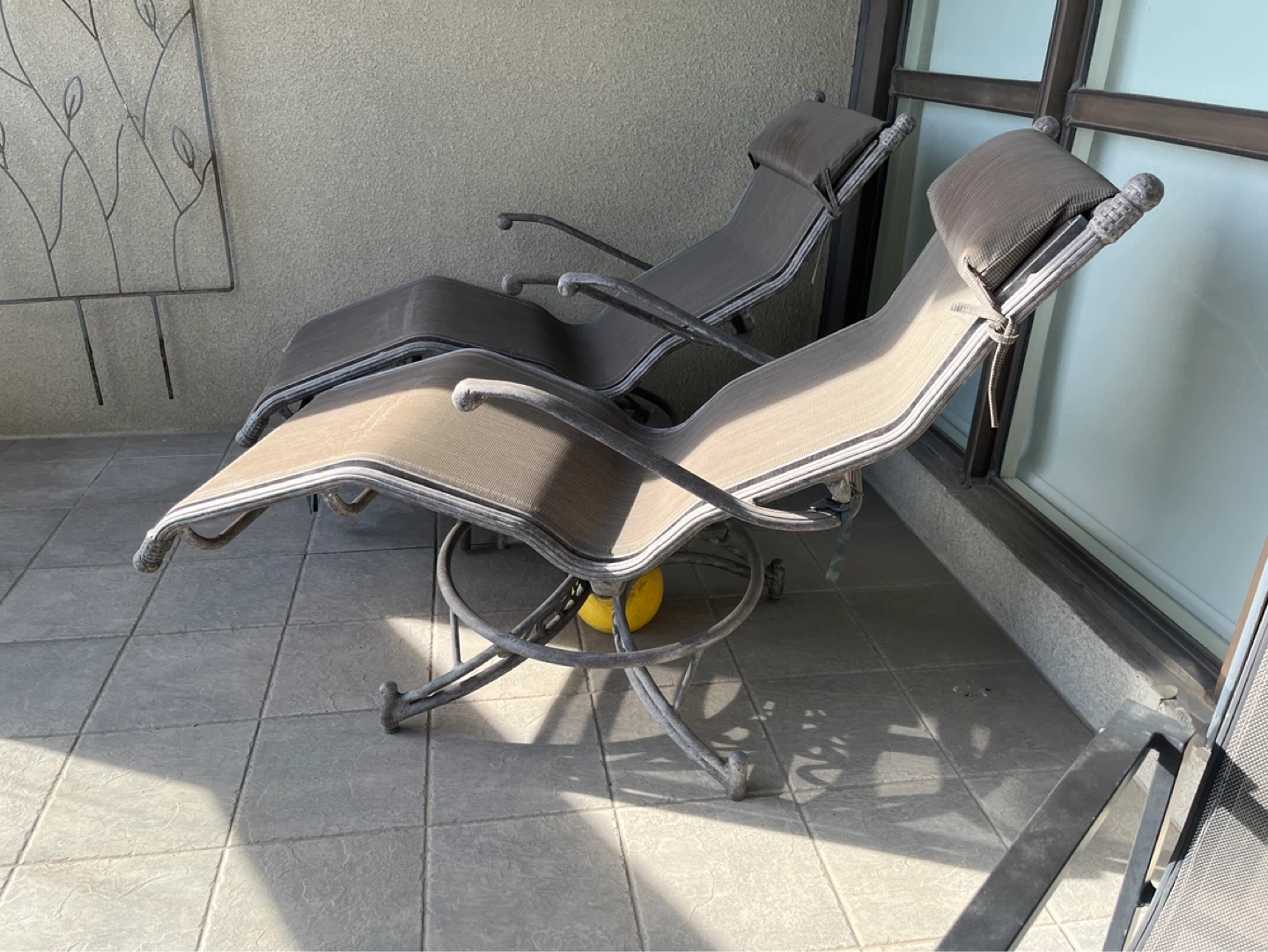 Rotating patio loungers (currently pending) - photo 3