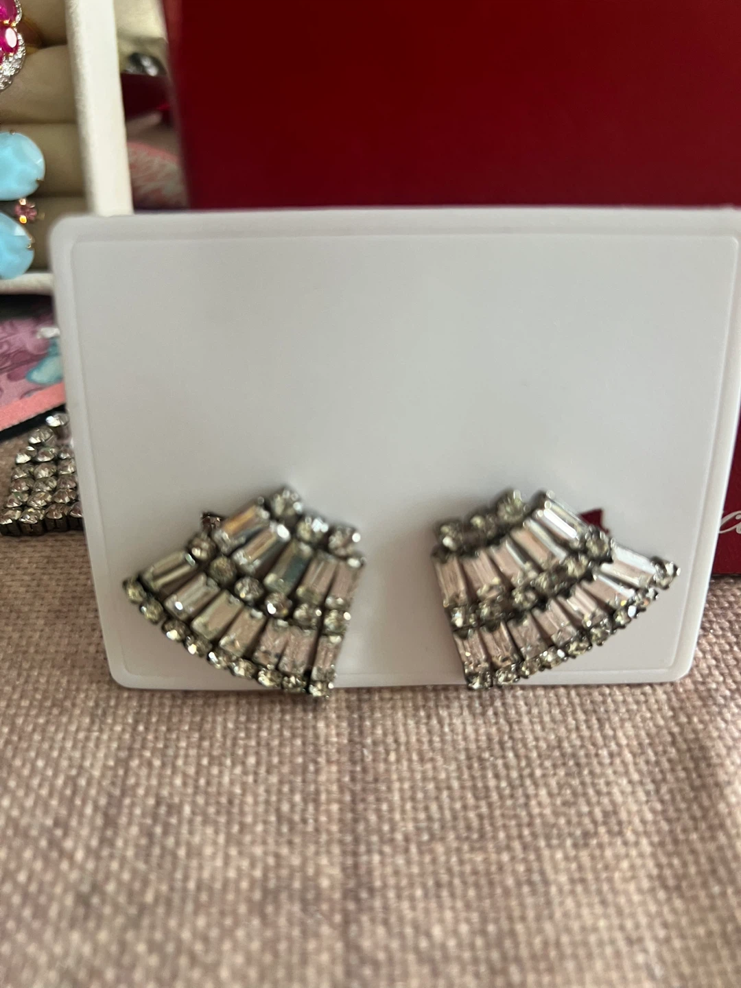 Gold Tone Cameo and Turquoise Dangle Earrings - photo 3
