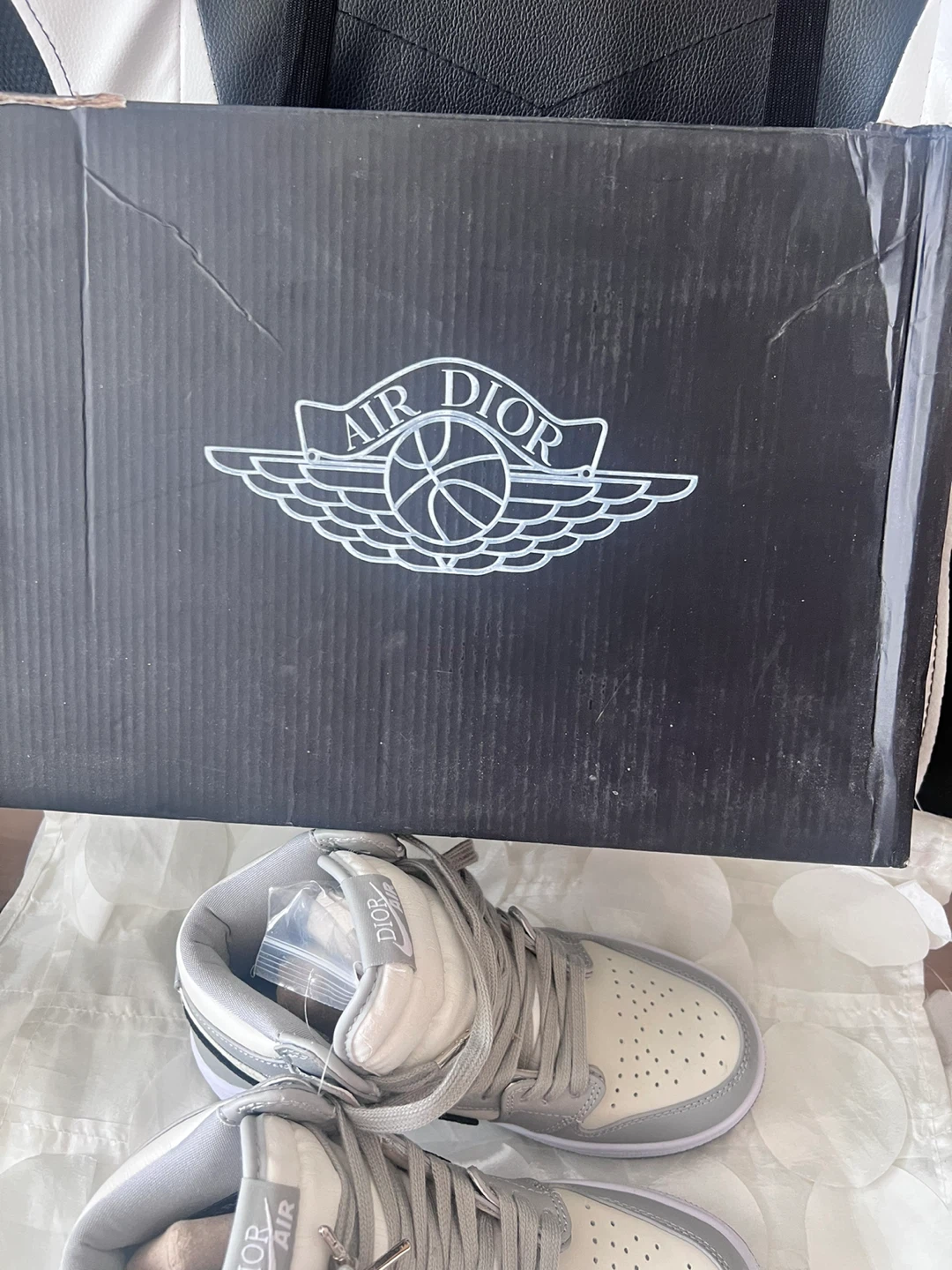 Air Jordan 1 High OG Dior inspired - photo 3