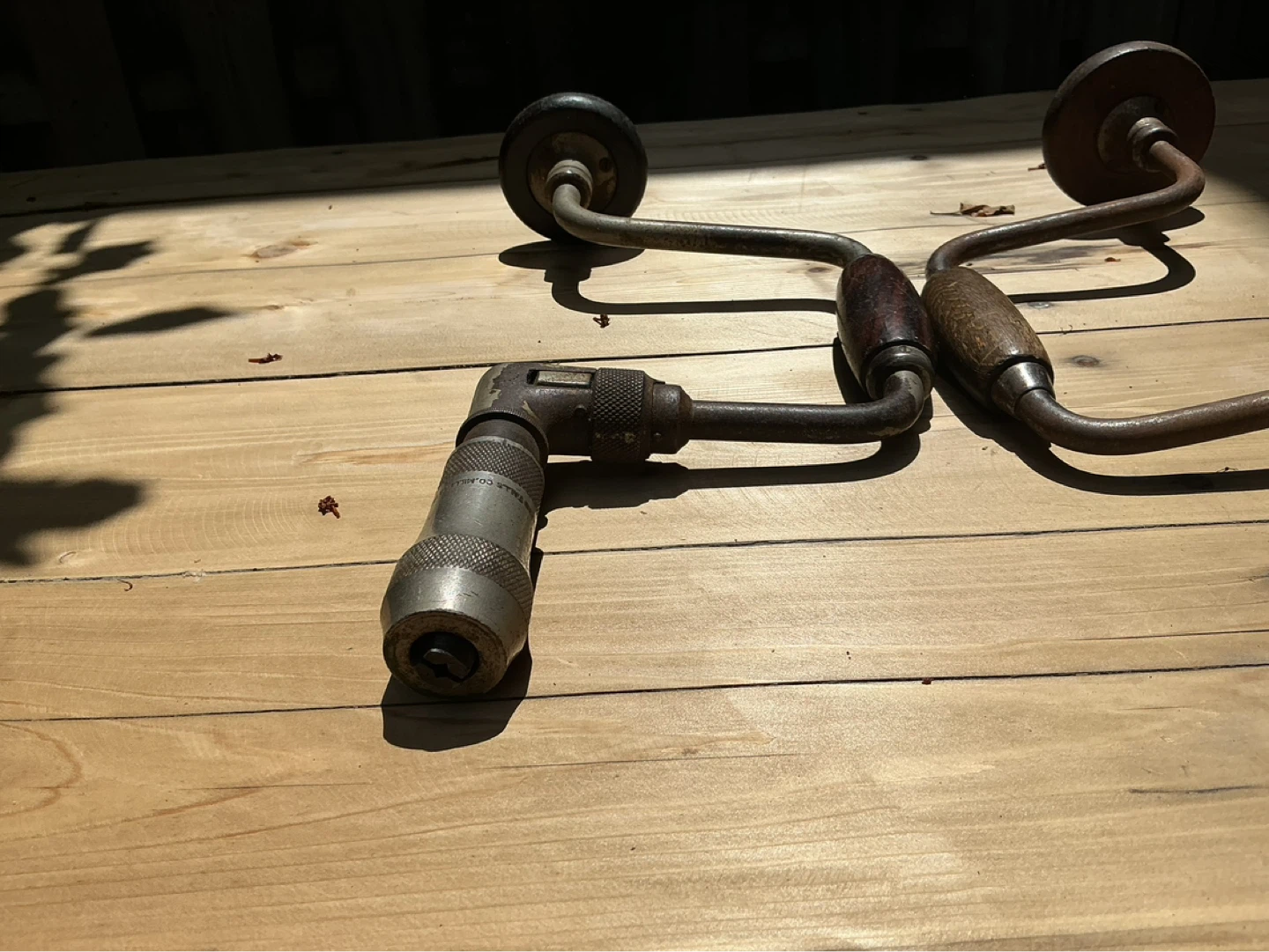 Two Vintage Hand Drill Bit Braces ! - photo 4