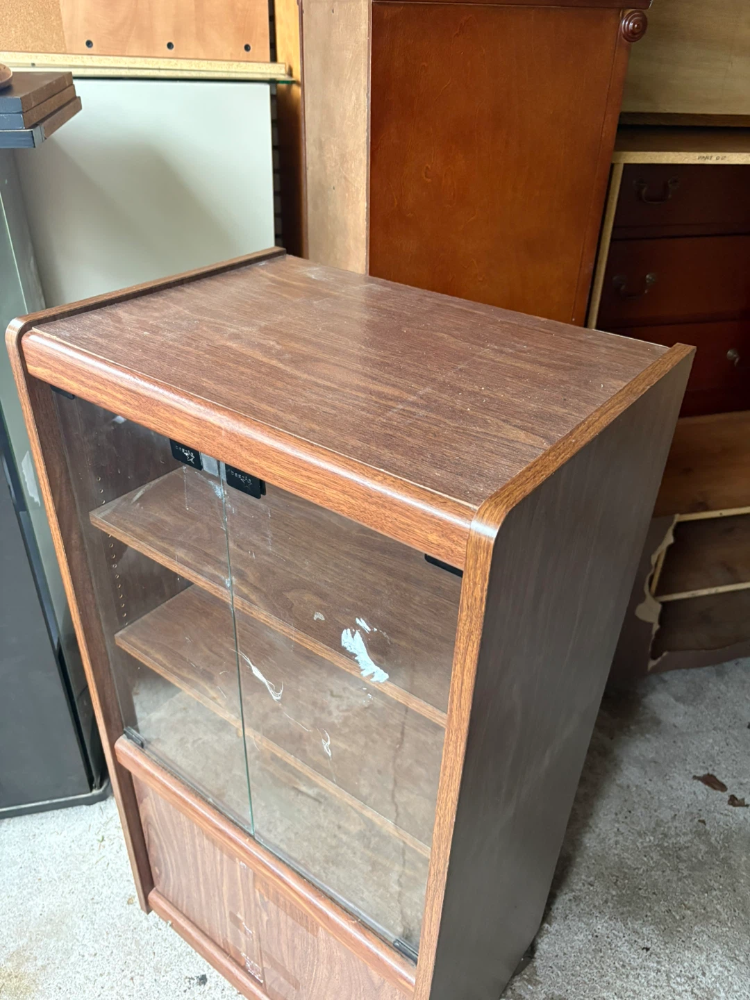 Drexel Bookcase with Glass Doors - photo 2