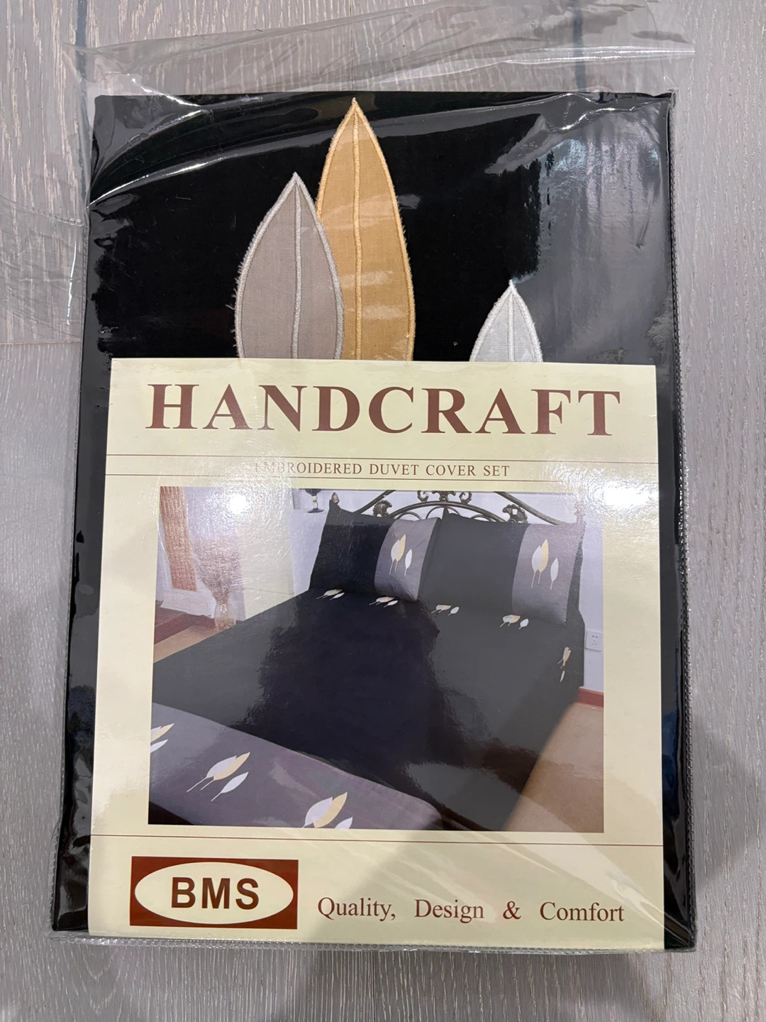 HANDCRAFT Embroidered Duvet Cover Set - Queen