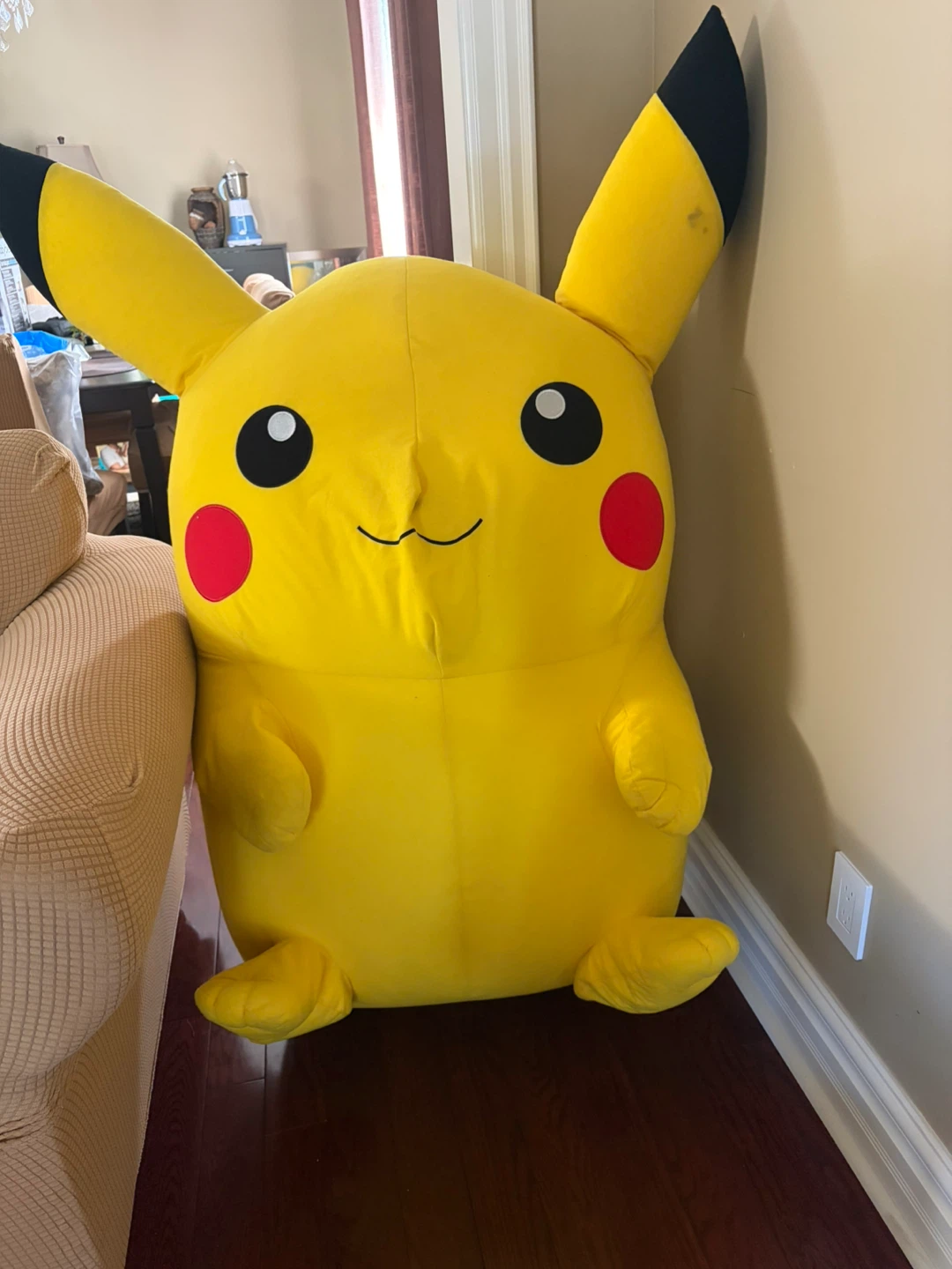 Pikachu -plush