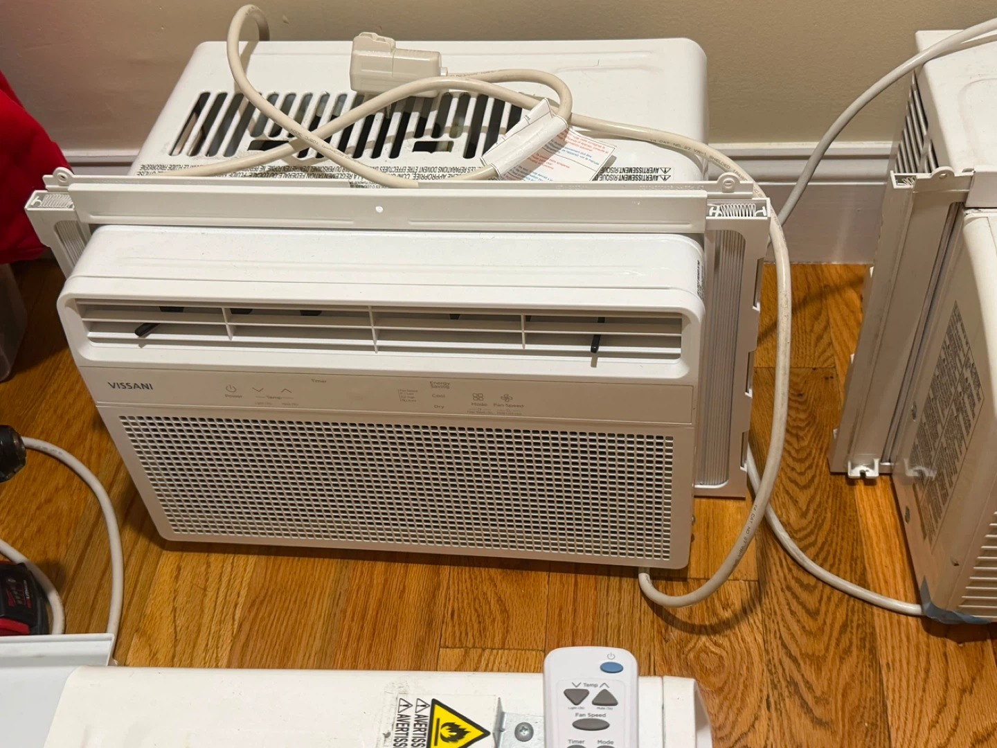 VISSANI Window Air Conditioner with Remote