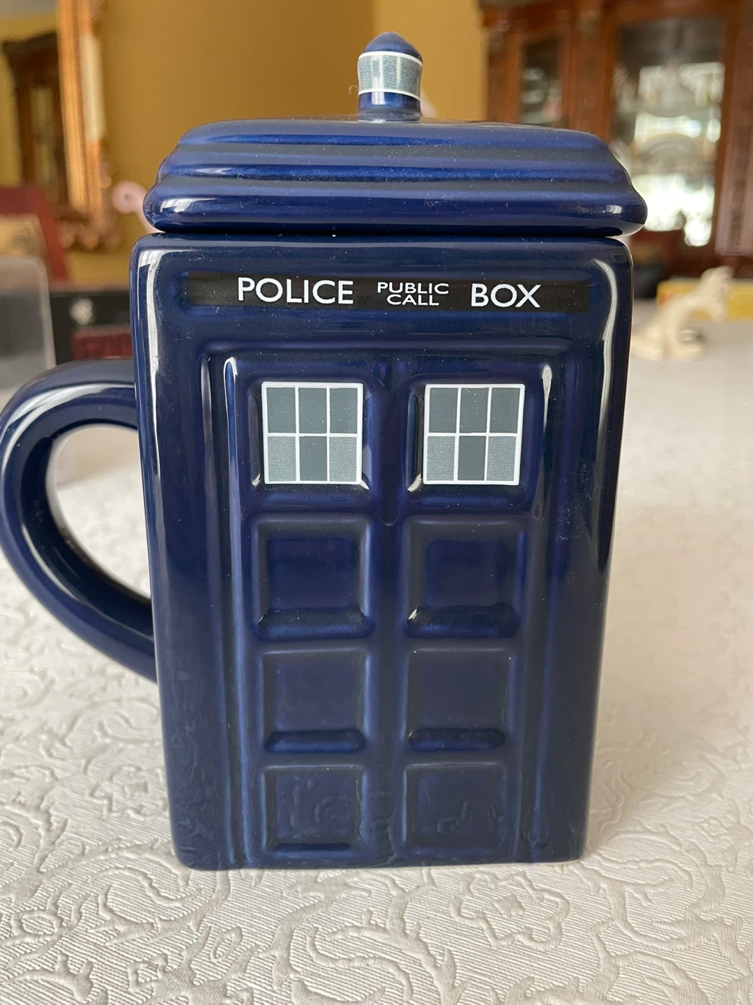 Doctor Who Tardis Mug with Lid