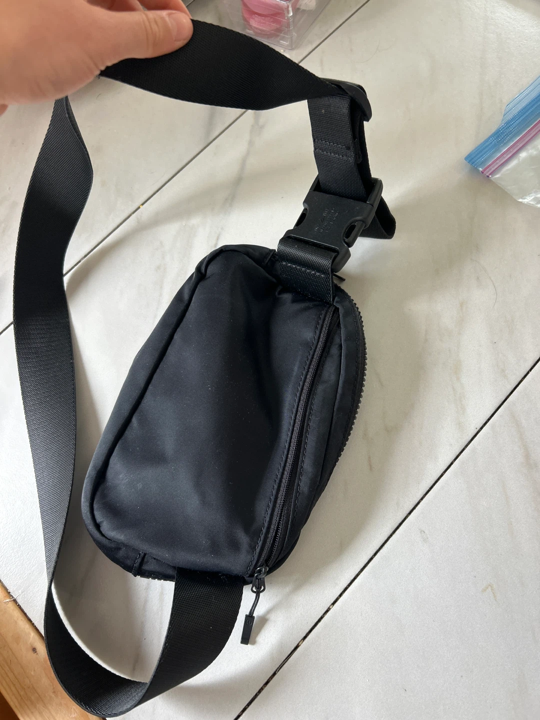 Lululemon Everywhere Belt Bag - photo 4