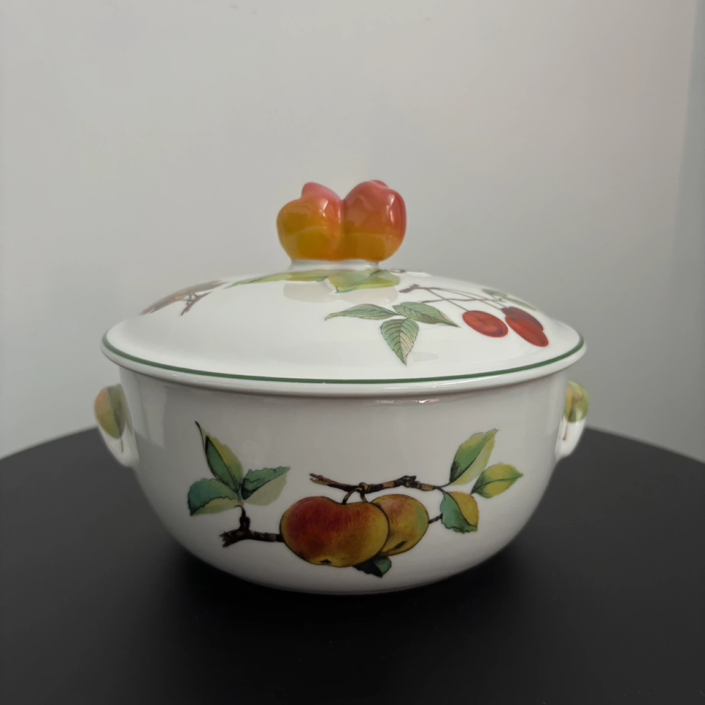 Royal Worcester Evesham Vale Casserole Dish