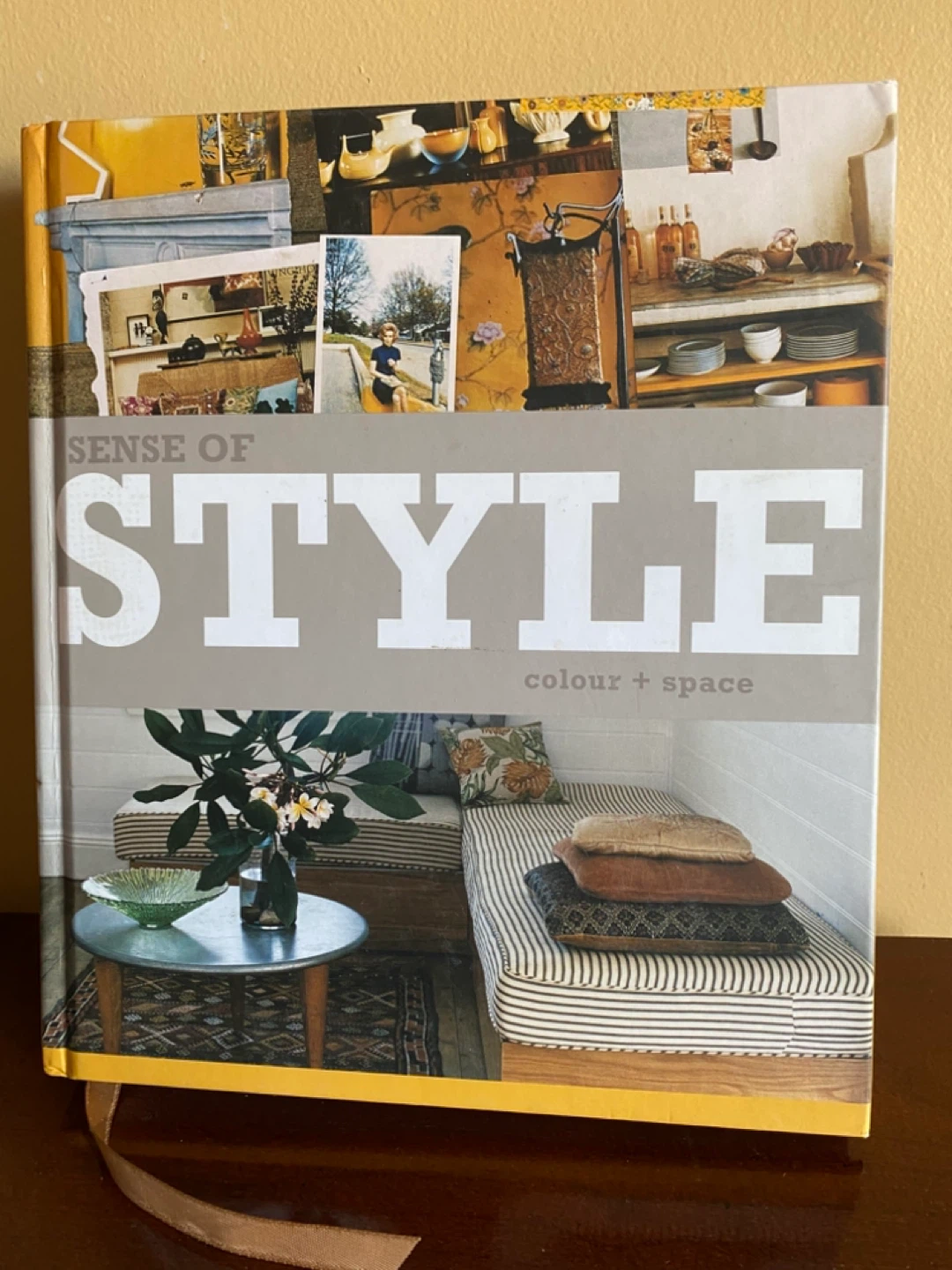 Sense of Style: Colour + Space Book