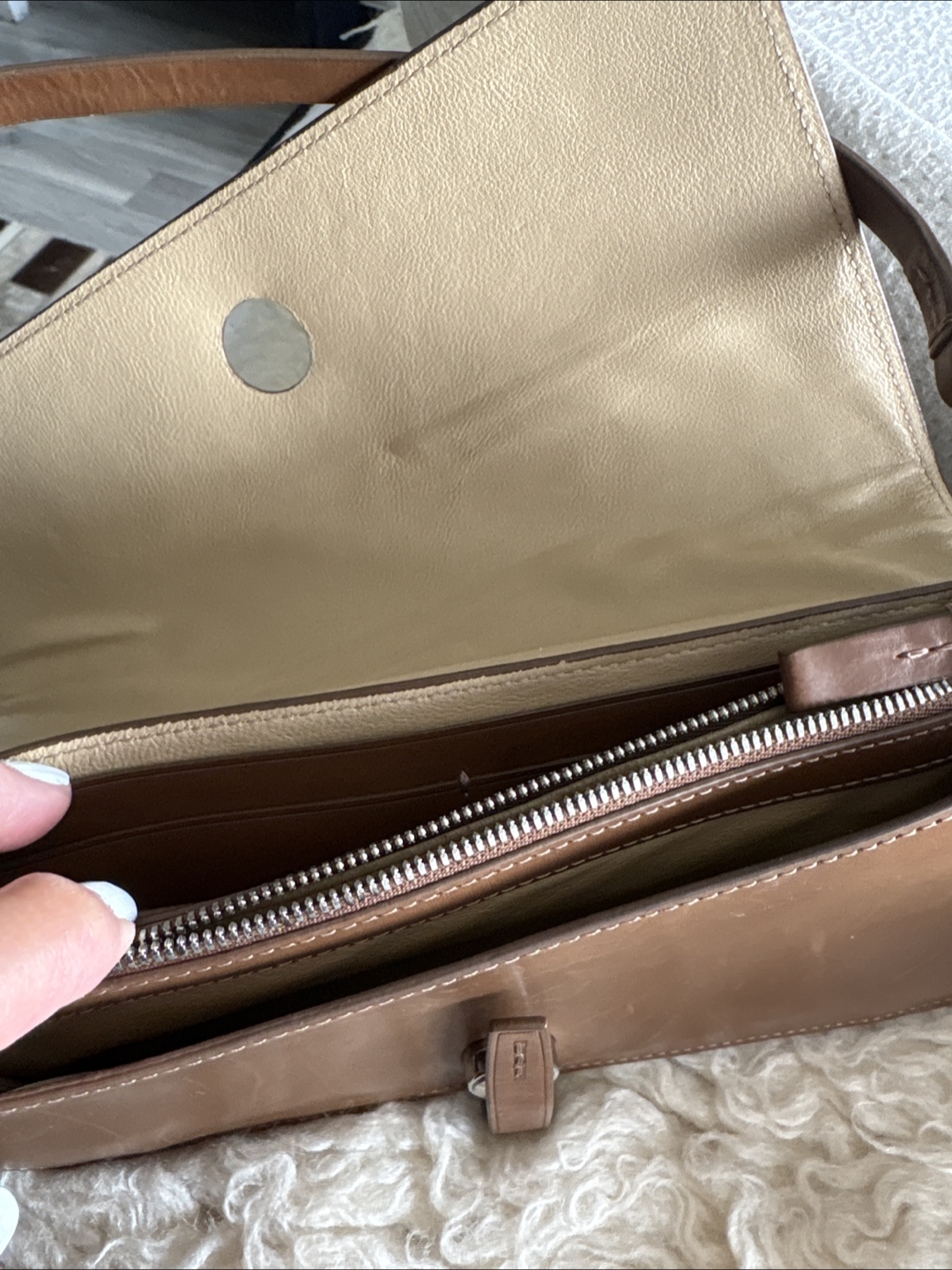Tumi Leather Shoulder Bag - Brown - photo 5