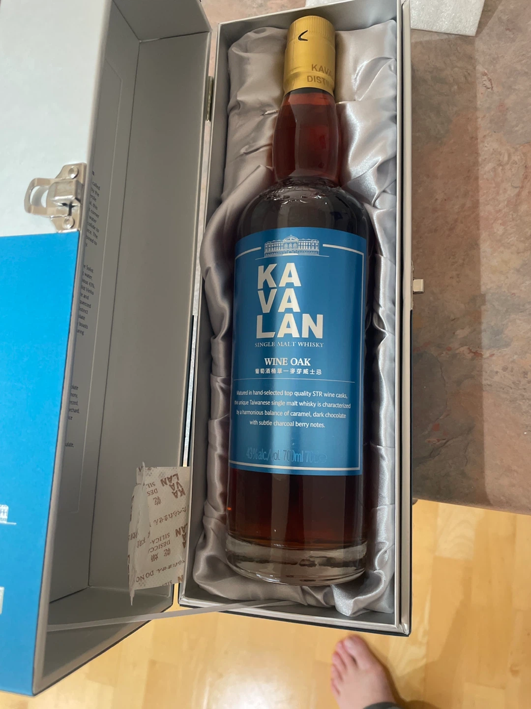 Kavalan Single Malt Whisky Wine Oak 700ml - photo 2