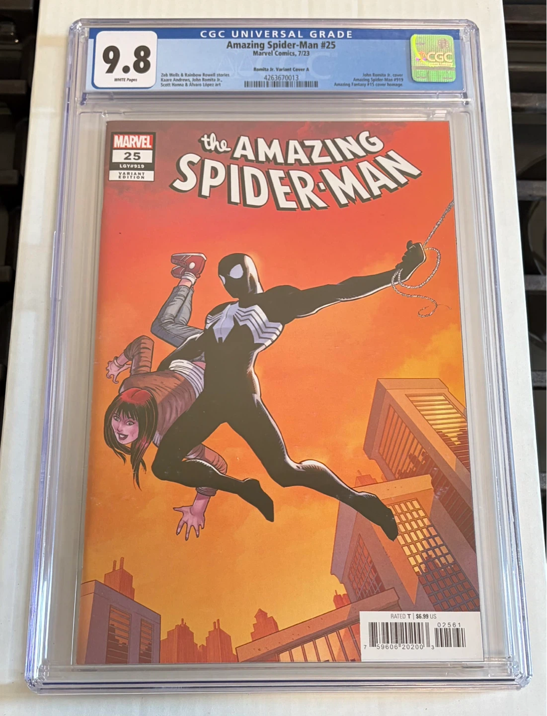 Amazing Spider-Man #25 CGC 9.8 Variant Cover