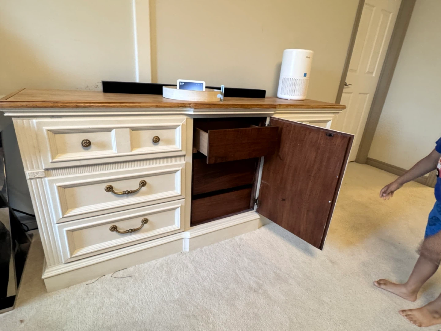 Cream and Wood Dresser/Buffet - photo 4