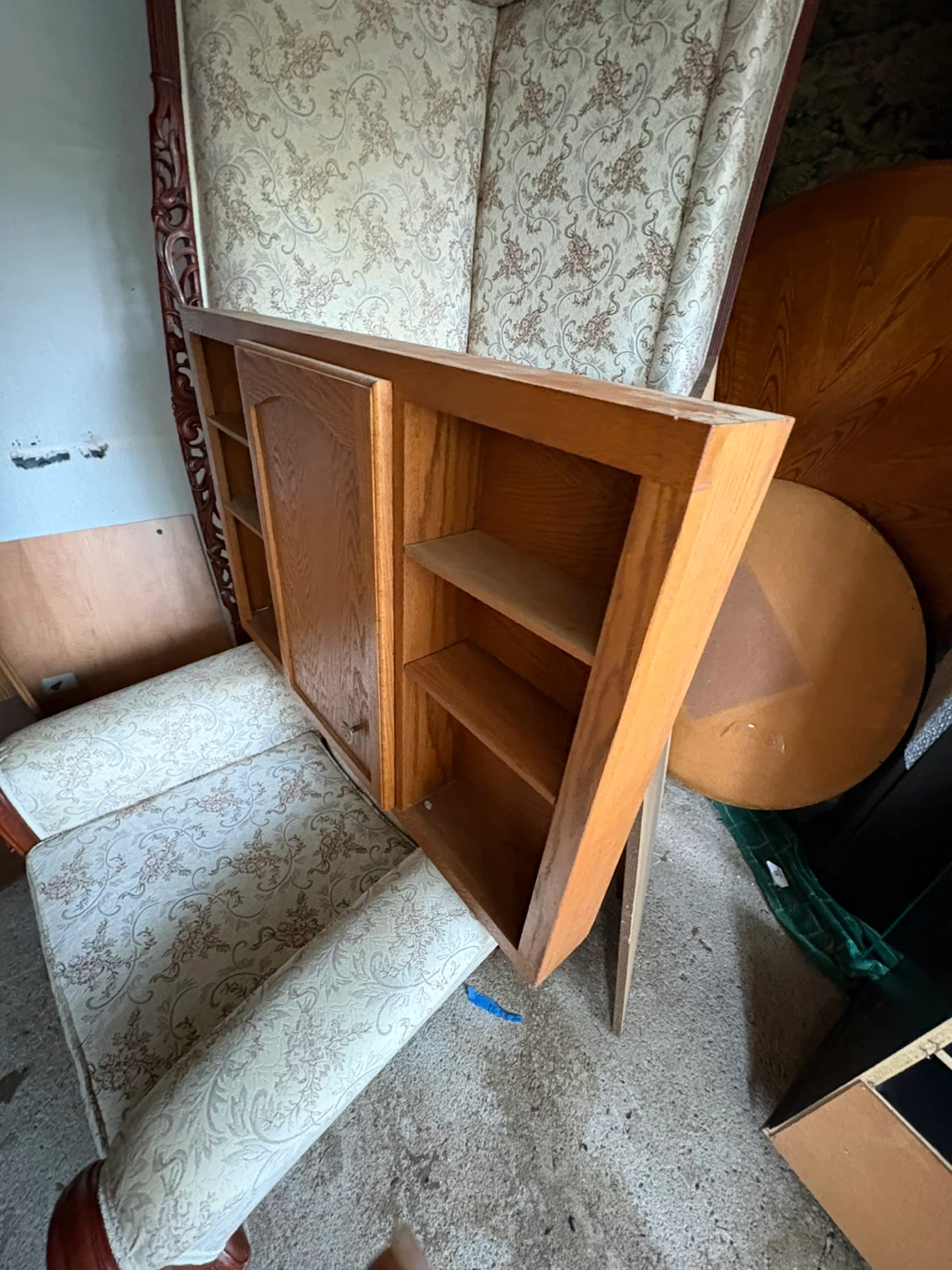 Oak Wall Cabinet with Door - photo 3