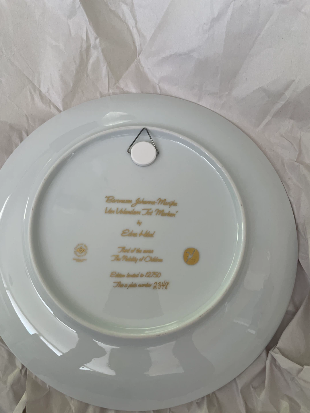 Hanging plate. Baronesse Johanna-Marylee - photo 2