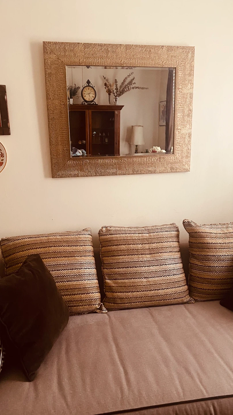 Sofa with throw pillows - photo 3