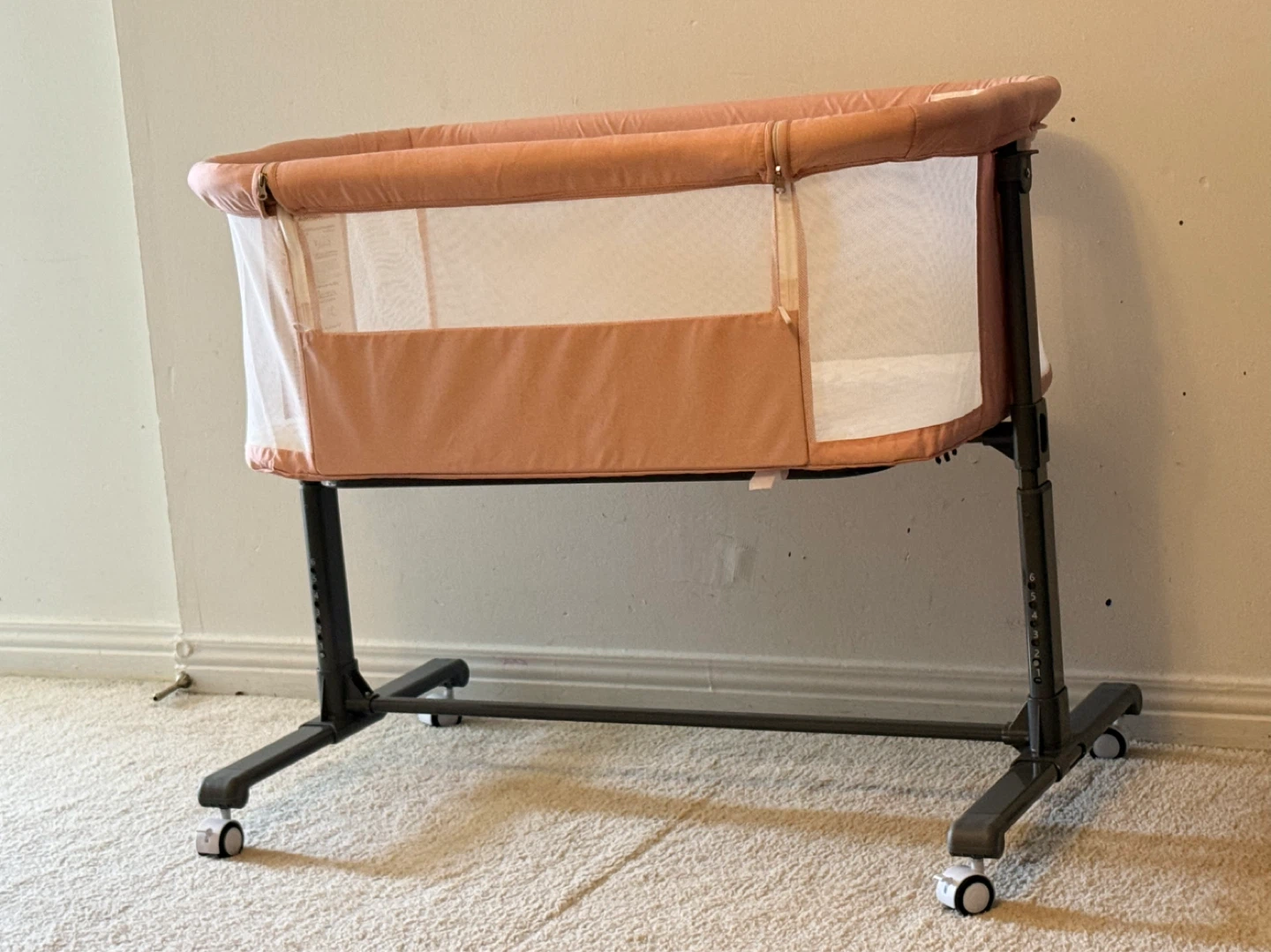 Baby Bassinet - Pink