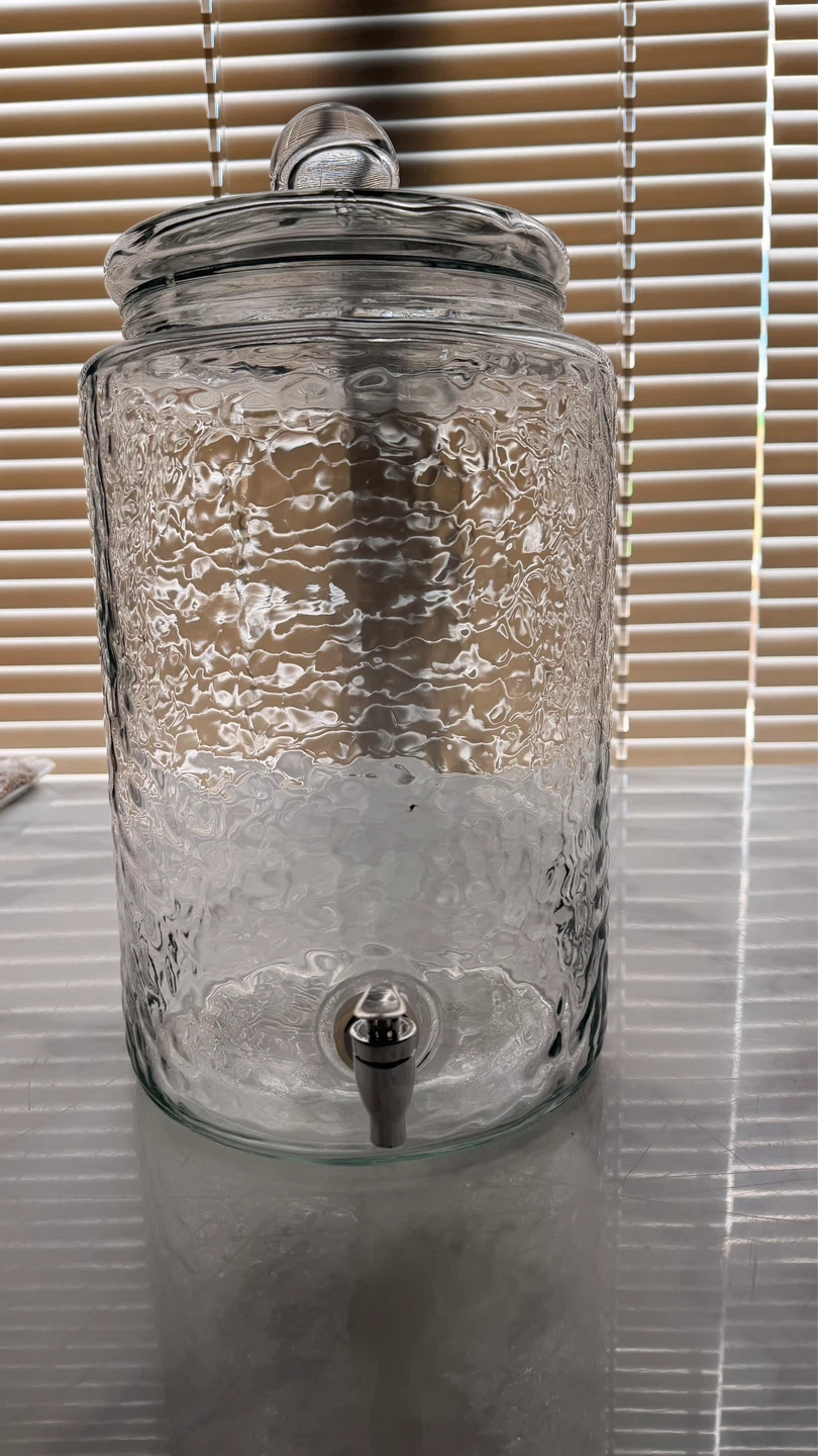 Glass Beverage Dispenser with Spigot