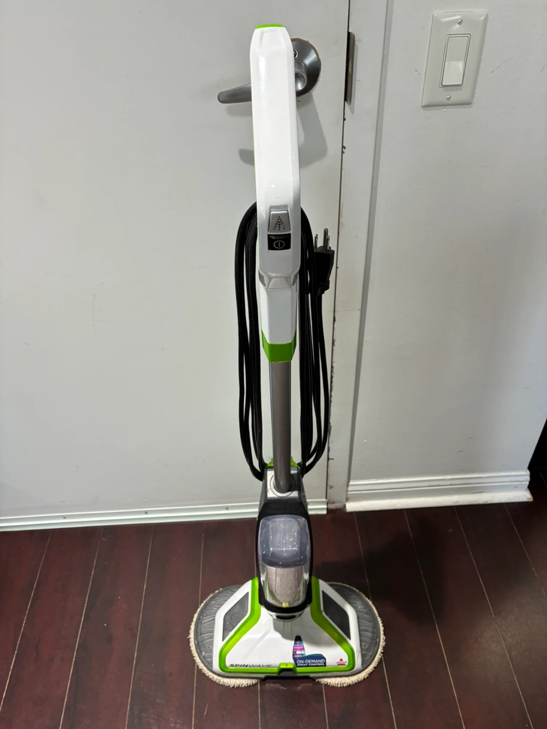 Bissell SpinWave Hard Floor Mop – Good Condition