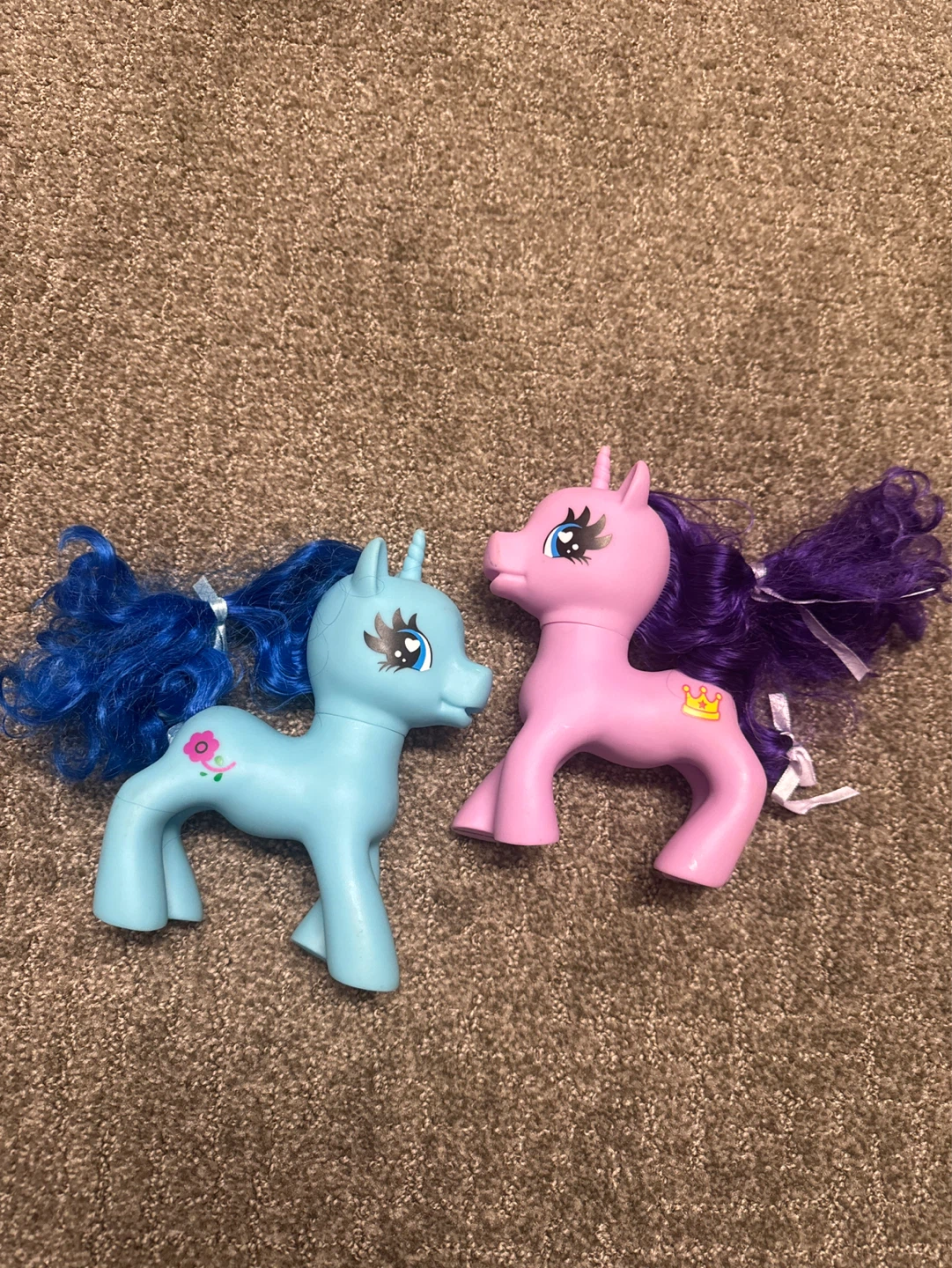 Super Cute Pony Figures (2 ct) Price is for each.