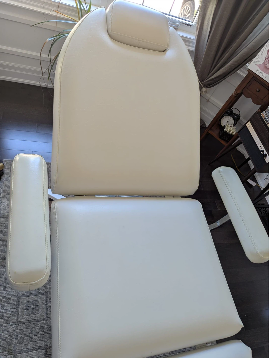 Treatment bed - photo 3