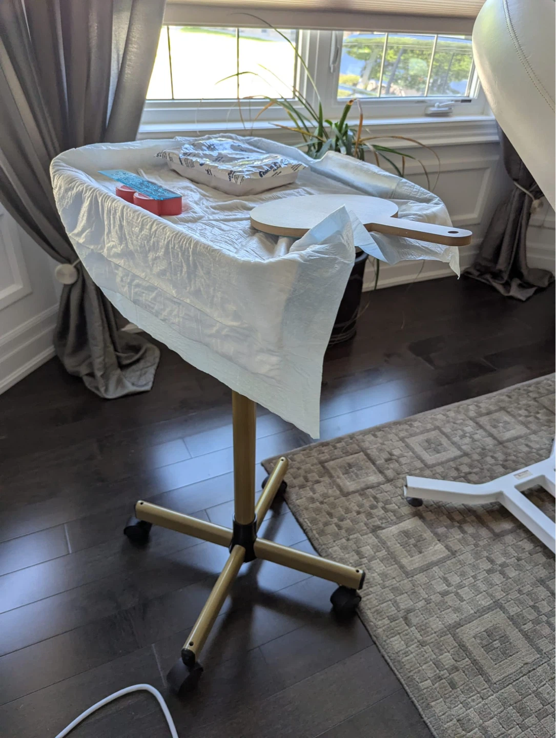 Adjustable Rolling Tray Table - photo 2