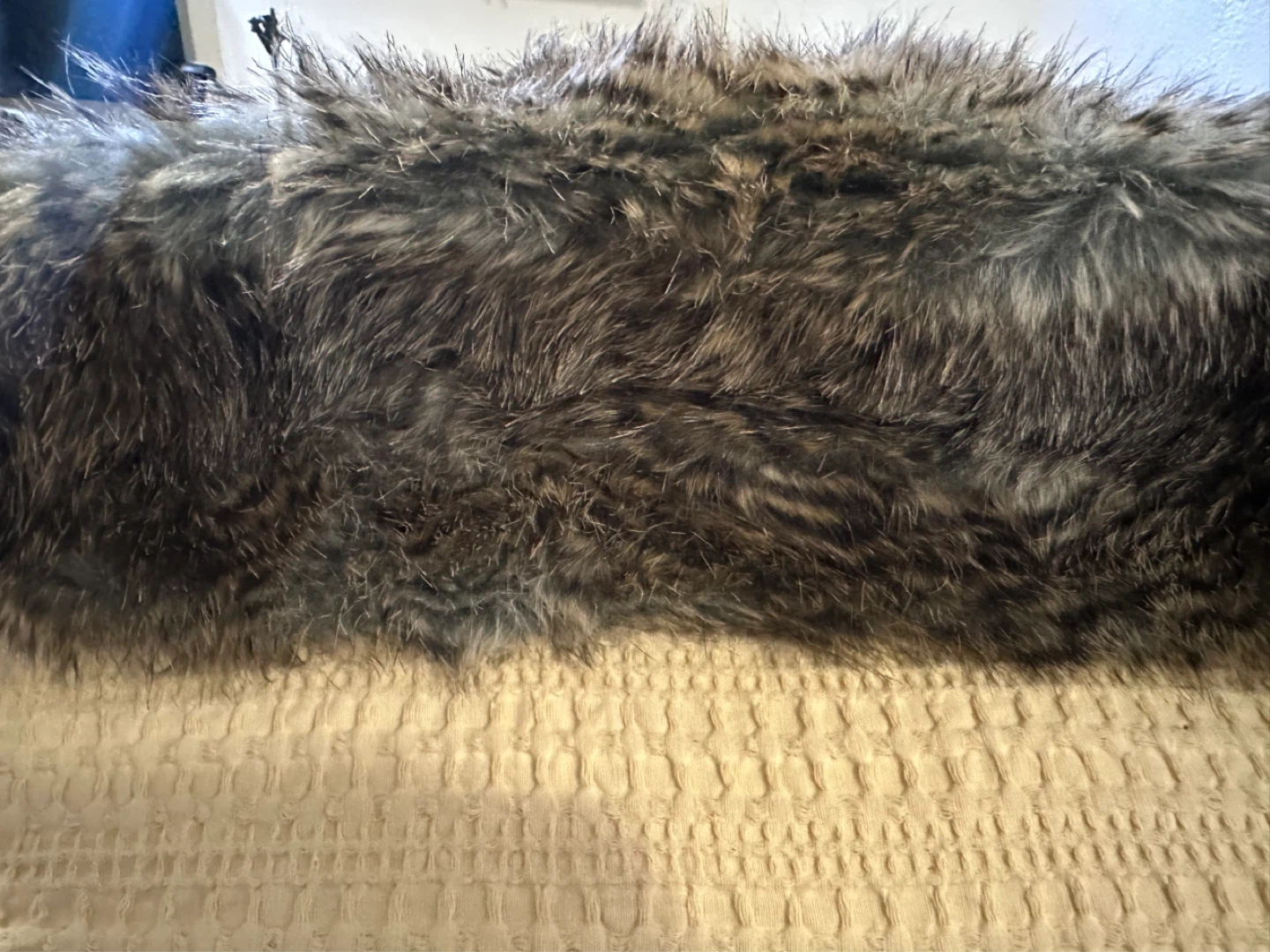 Faux Fur Shoulder Bag with Handle (Ad Up = Available) - photo 5