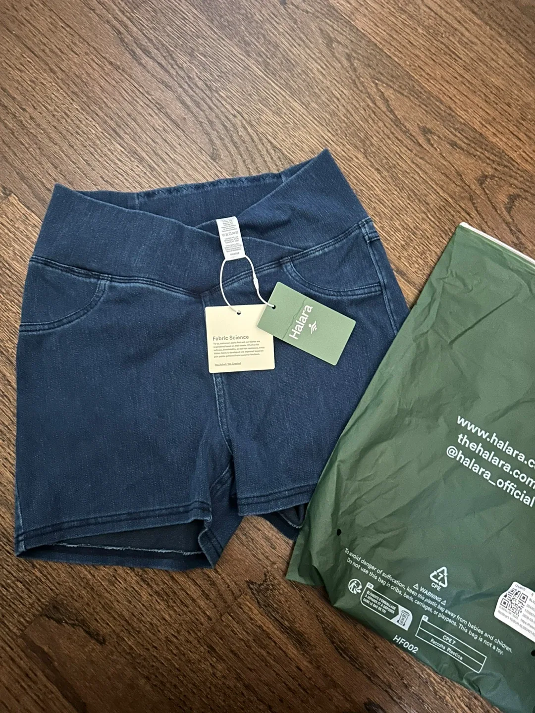 Halara High-Waisted Denim Shorts Size S