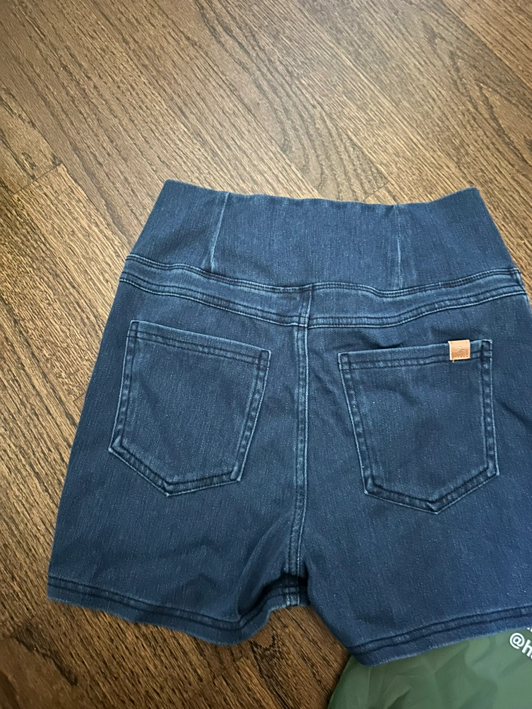 Halara High-Waisted Denim Shorts Size S - photo 2