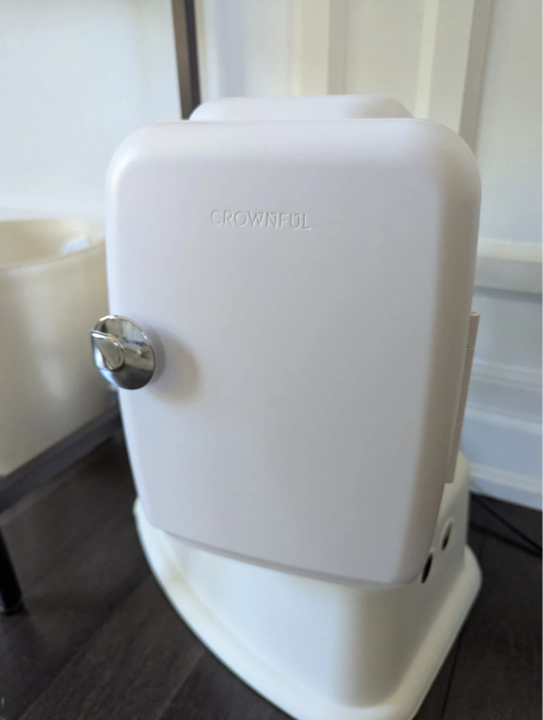 Crownful Mini Fridge - photo 3