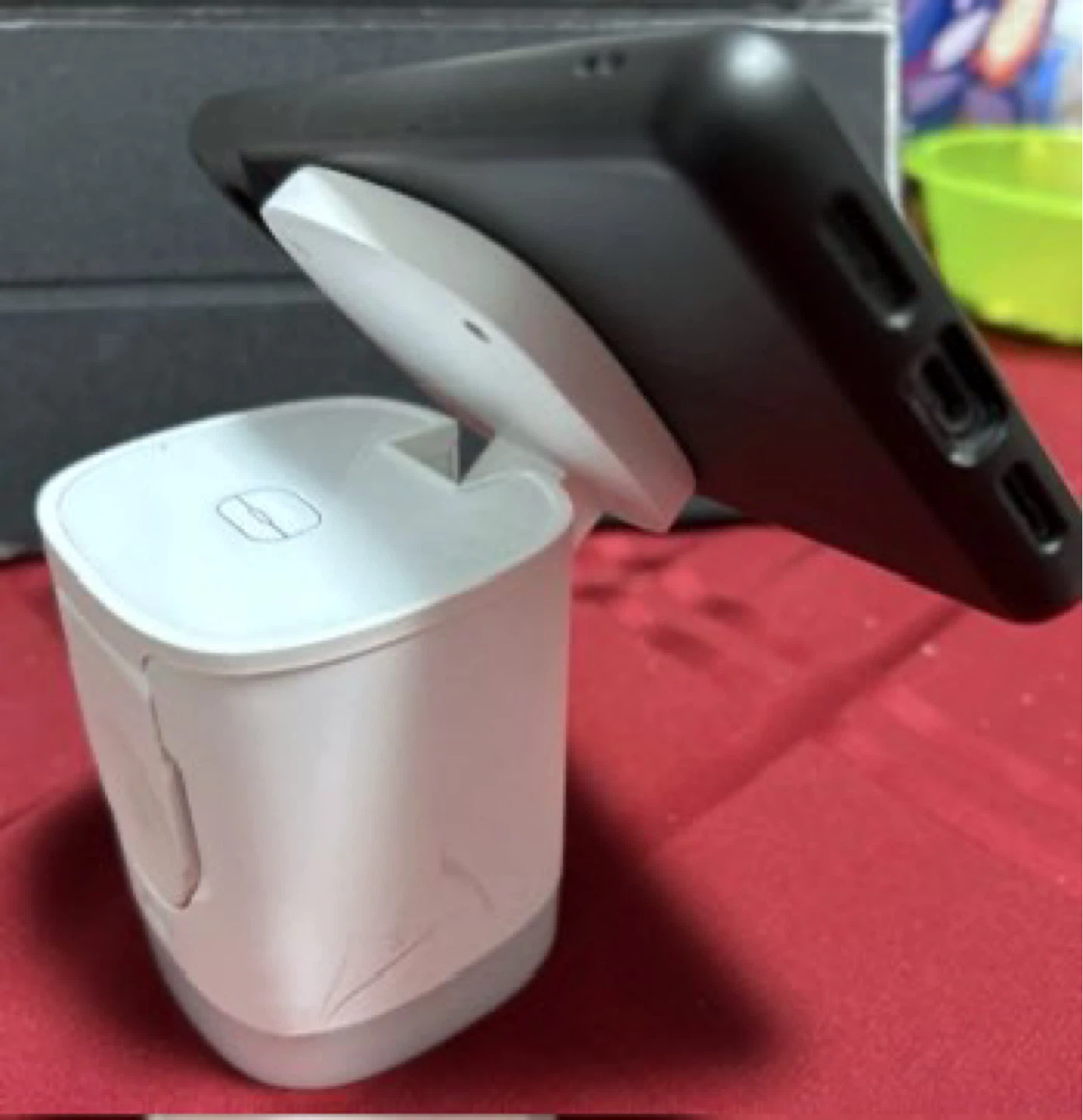 3 in 1 mag safe charger - photo 3