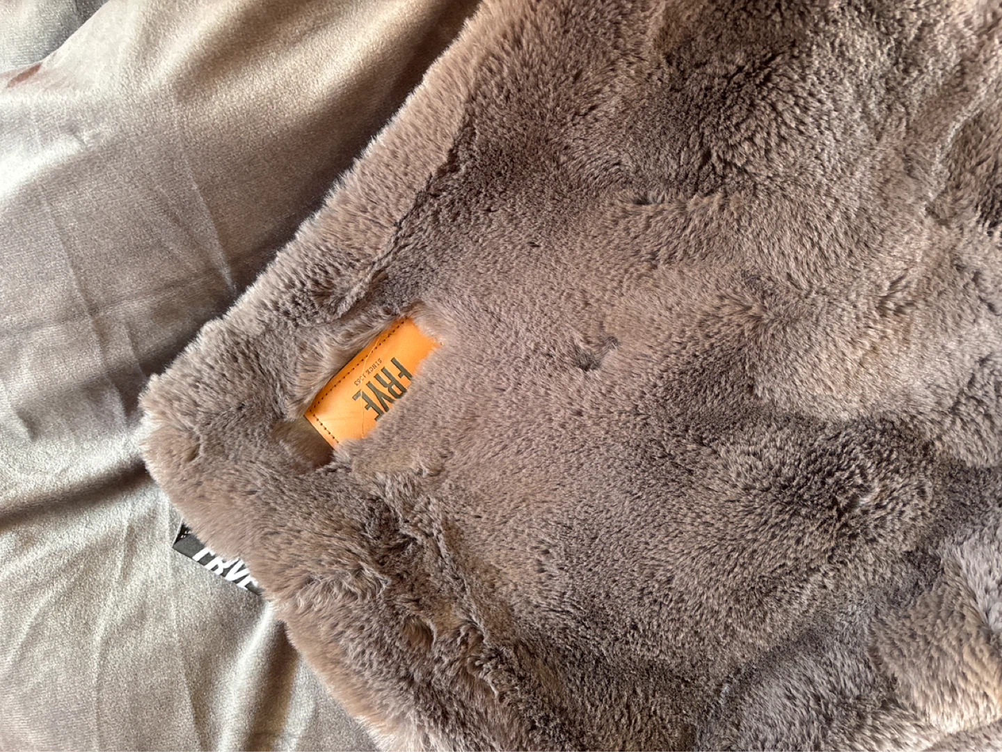 NWOT FRYE Faux Fur Throw Blanket 50x70