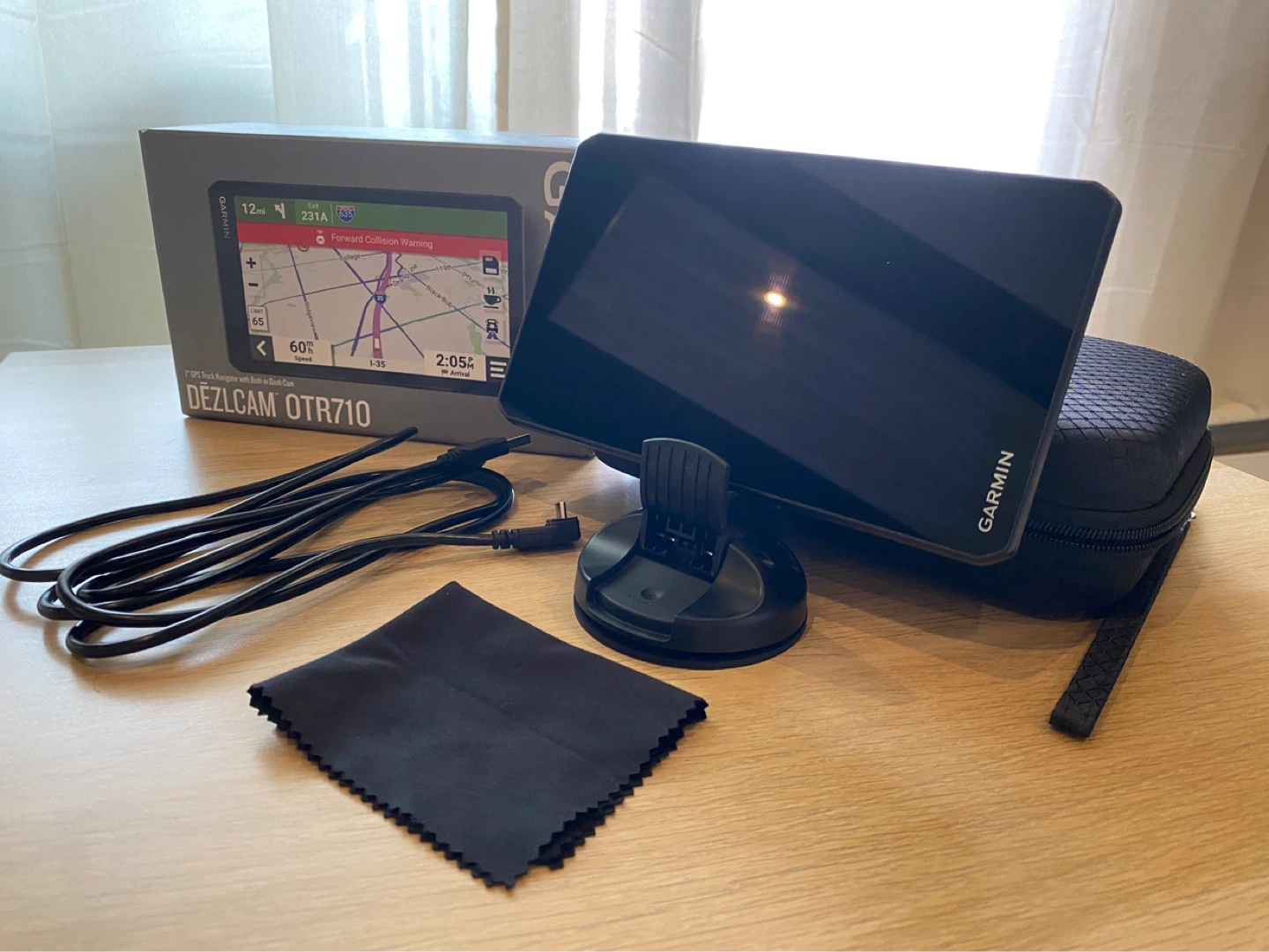 Garmin dēzlCam OTR710 – Excellent Condition