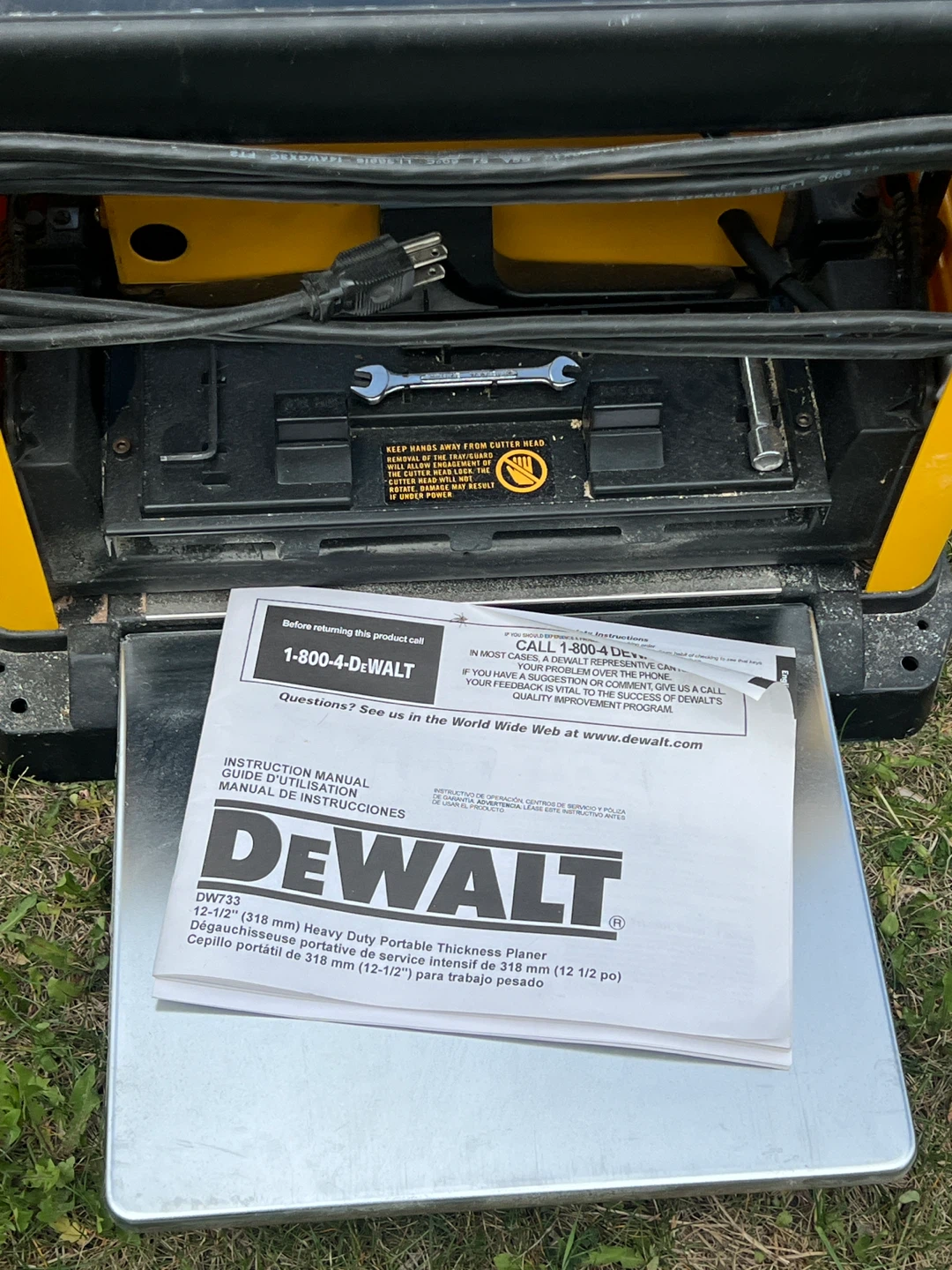 DEWALT DW733 12-1/2" Heavy Duty Portable Thickness Planer - photo 2