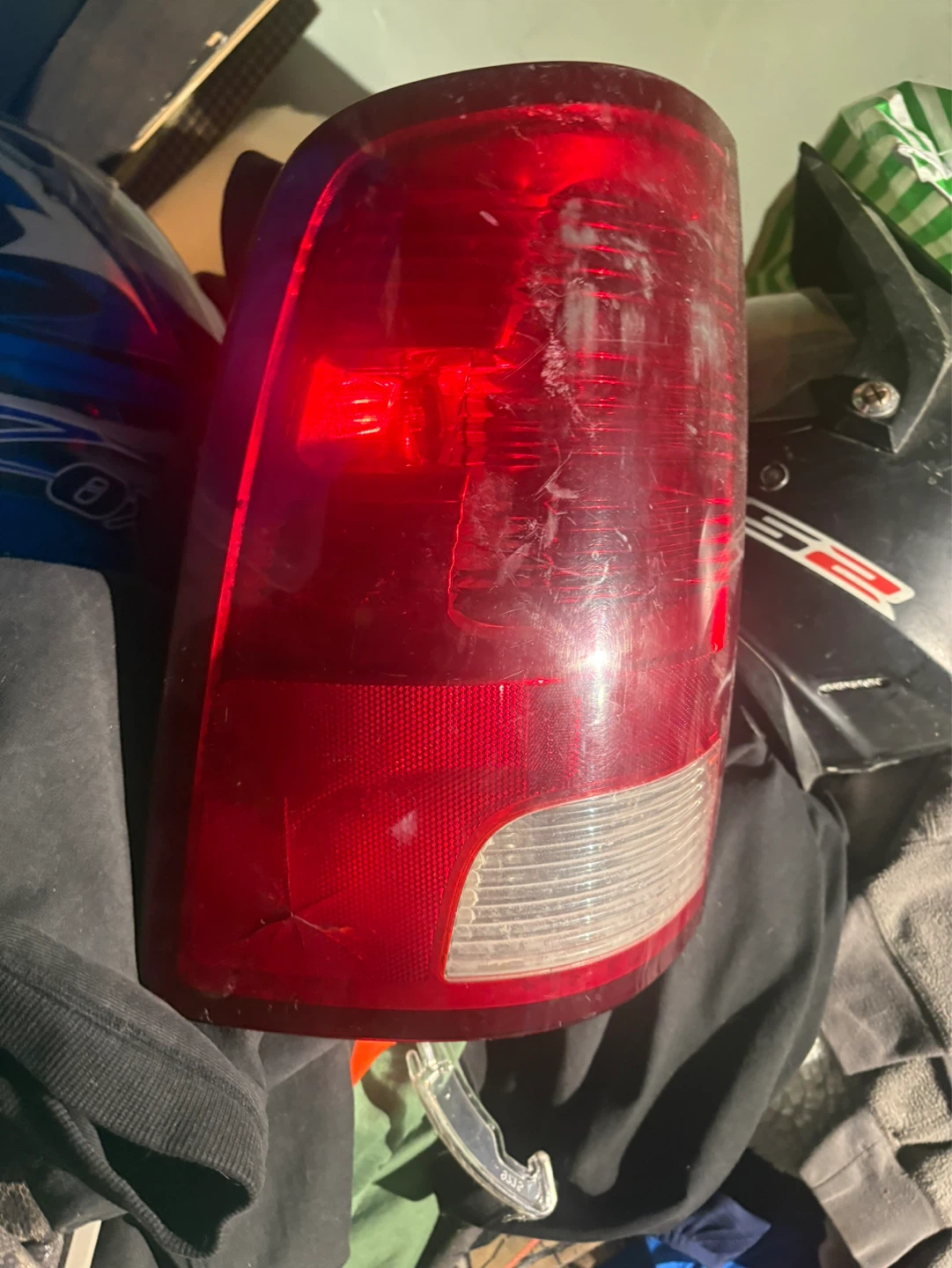 Chrysler Tail Light LH09DS 12V - photo 2