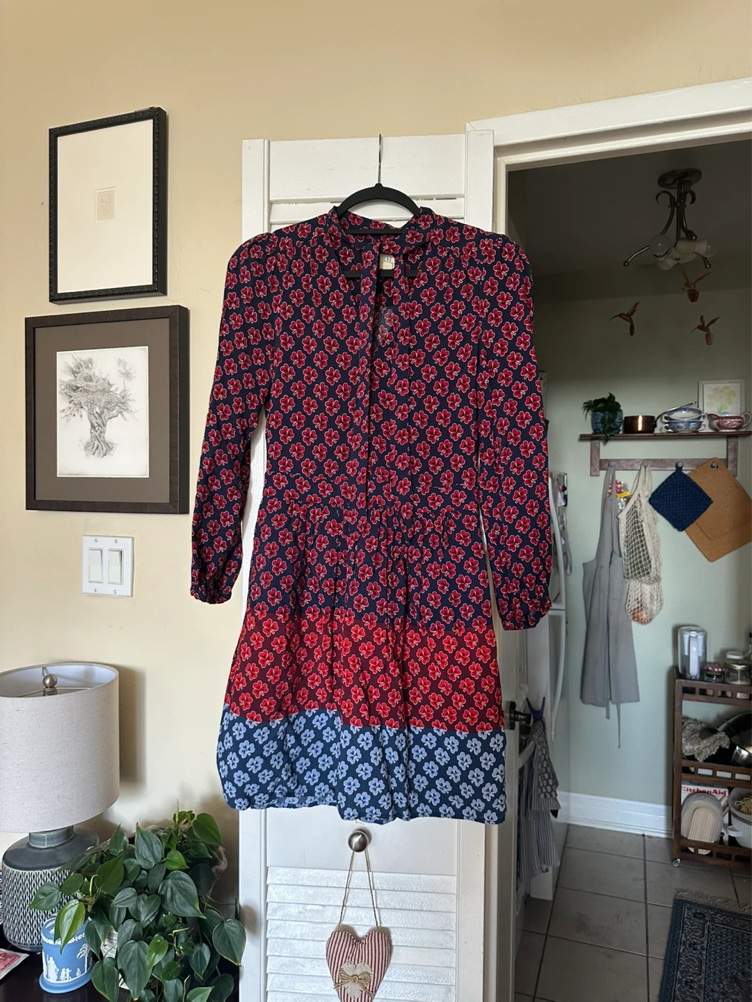 Dresses size small take all for 25 - photo 2