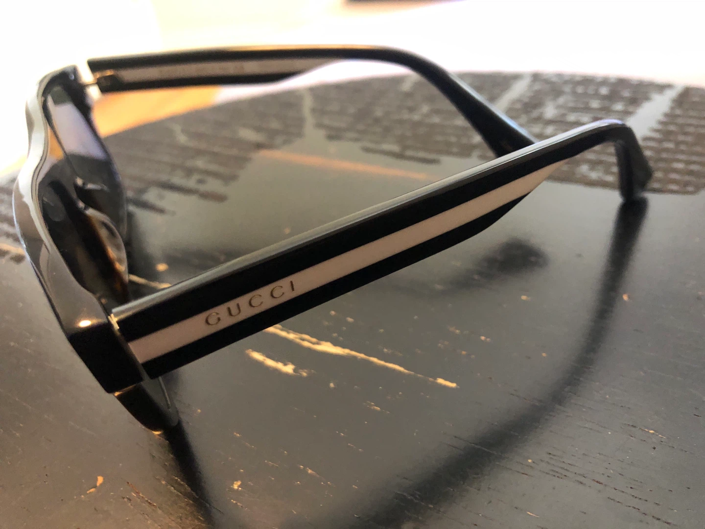Gucci Sunglasses with Case - photo 2
