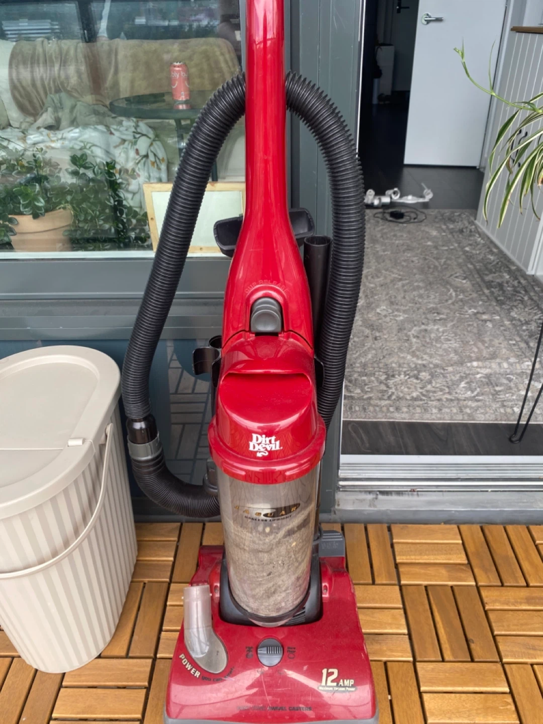 Dirt Devil Jaguar Bagless Upright Vacuum Cleaner