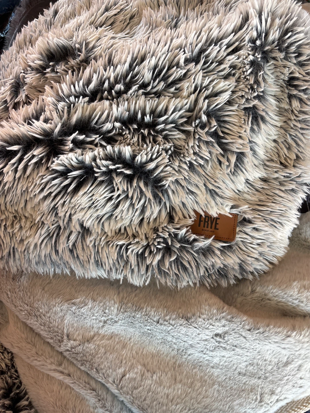 NWOT FRYE Faux Fur Throw 60x70