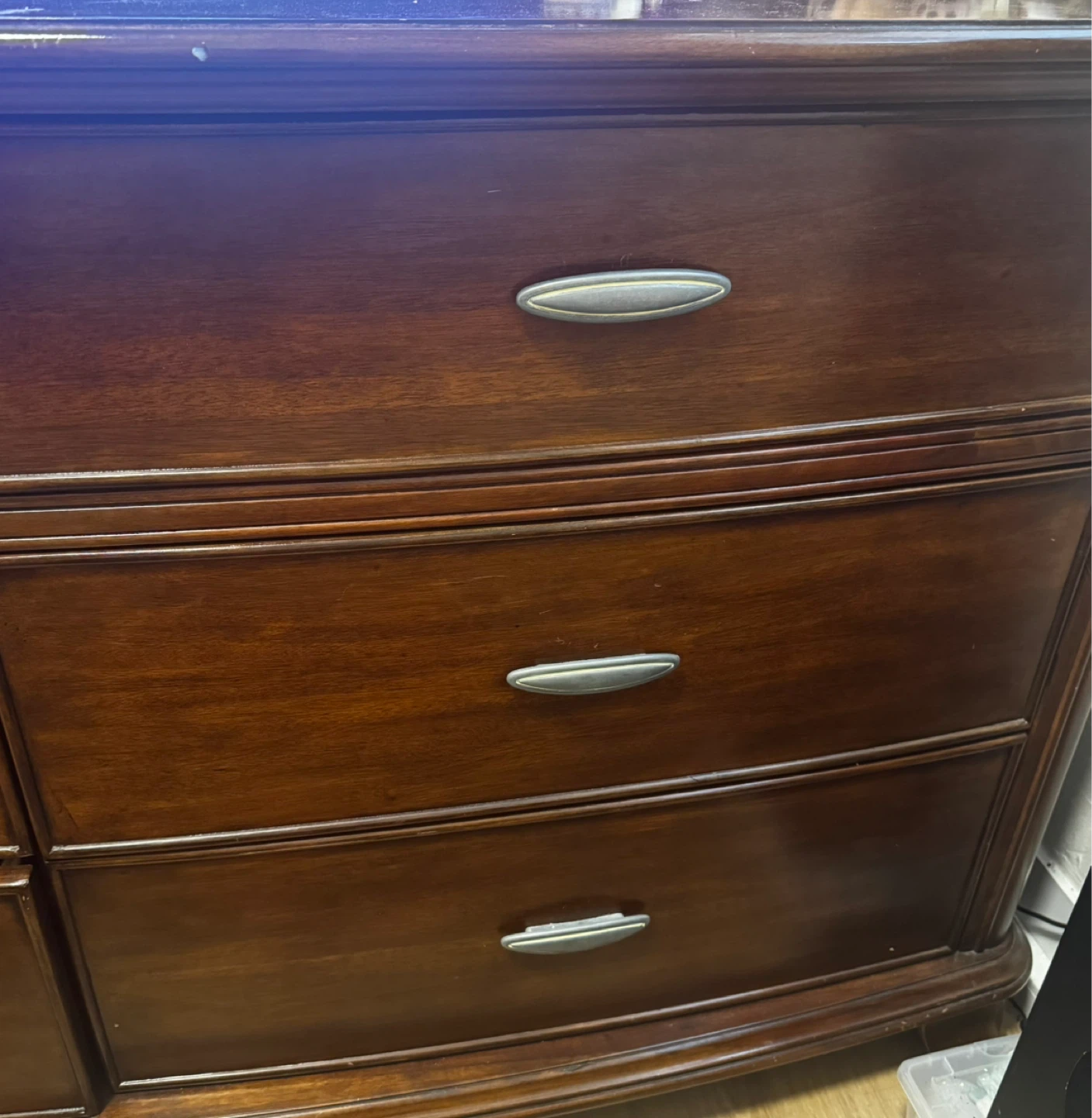 dresser - photo 2
